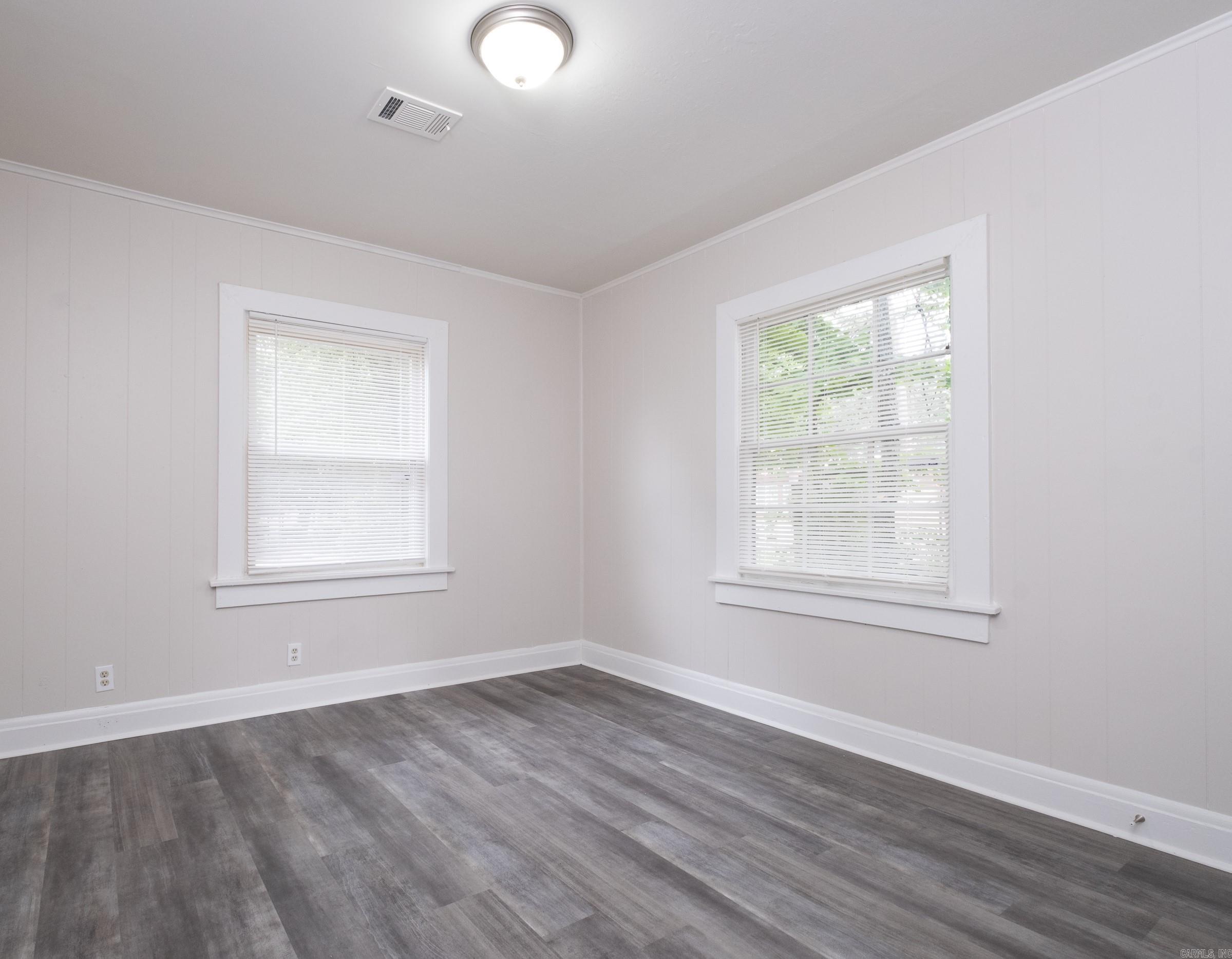 DOWDY & TERRY - Residential