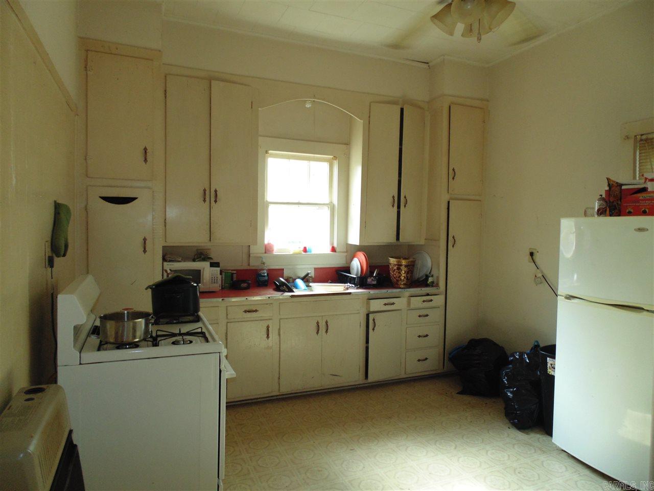 McHenry 2nd - Residential Income