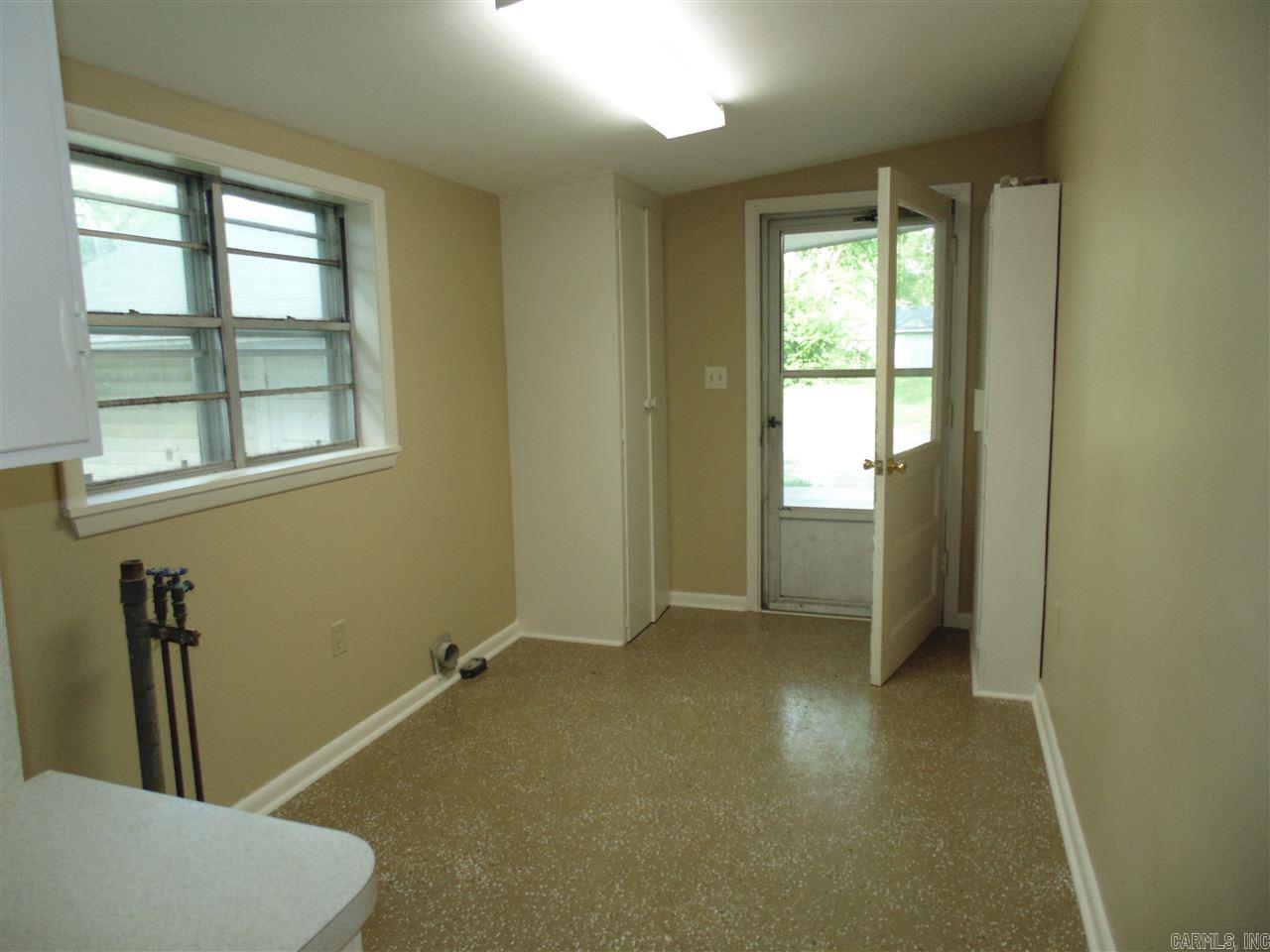 McHenry 2nd - Residential Income