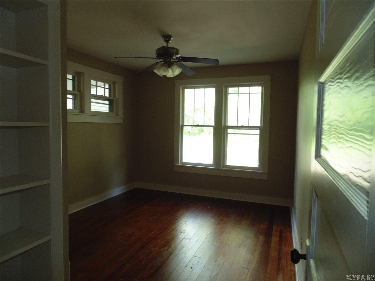 McHenry 2nd - Residential Income