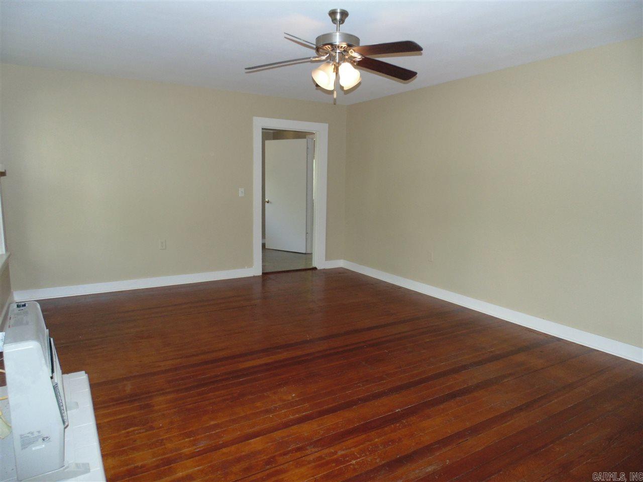 McHenry 2nd - Residential Income