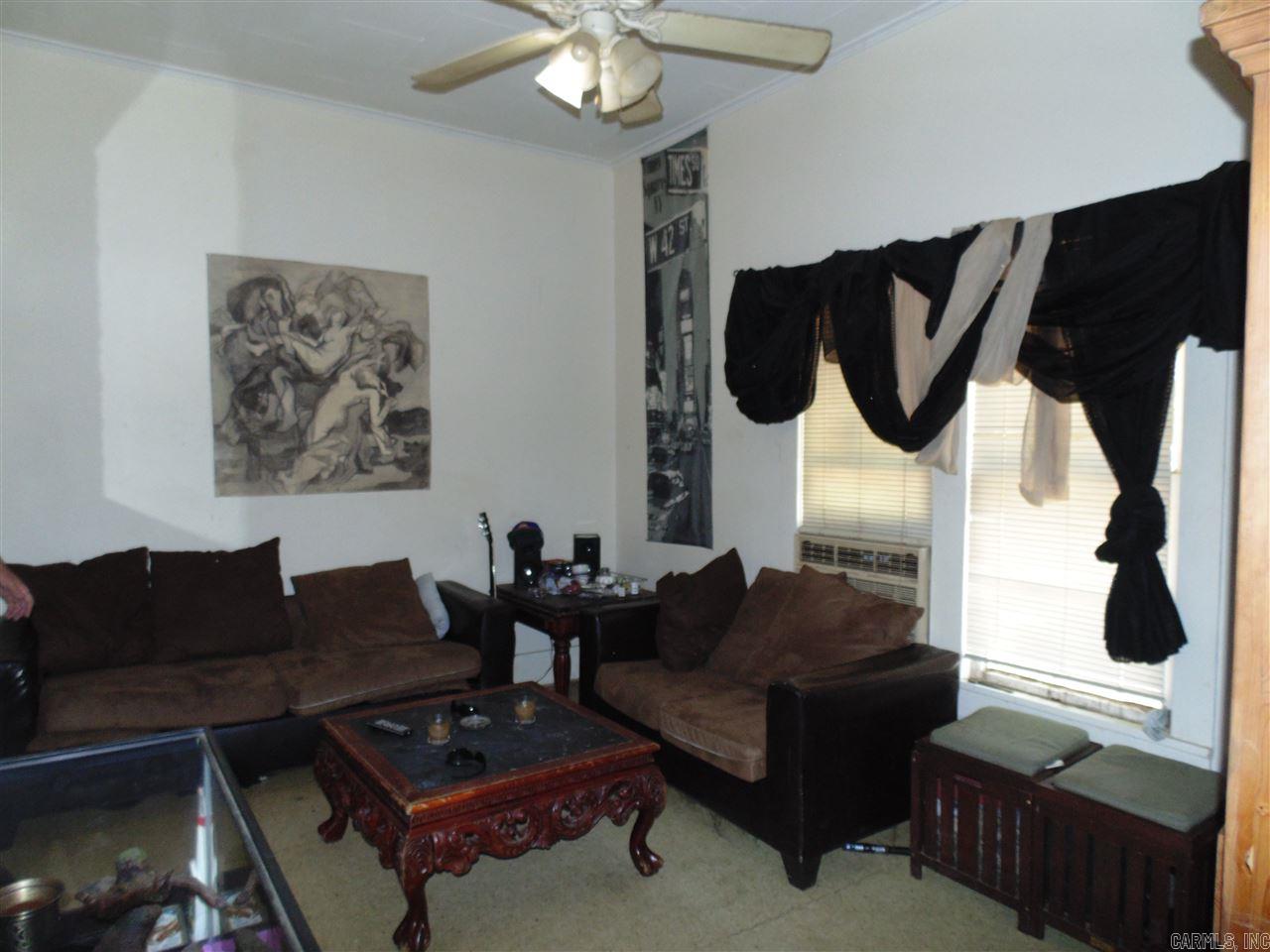 McHenry 2nd - Residential Income