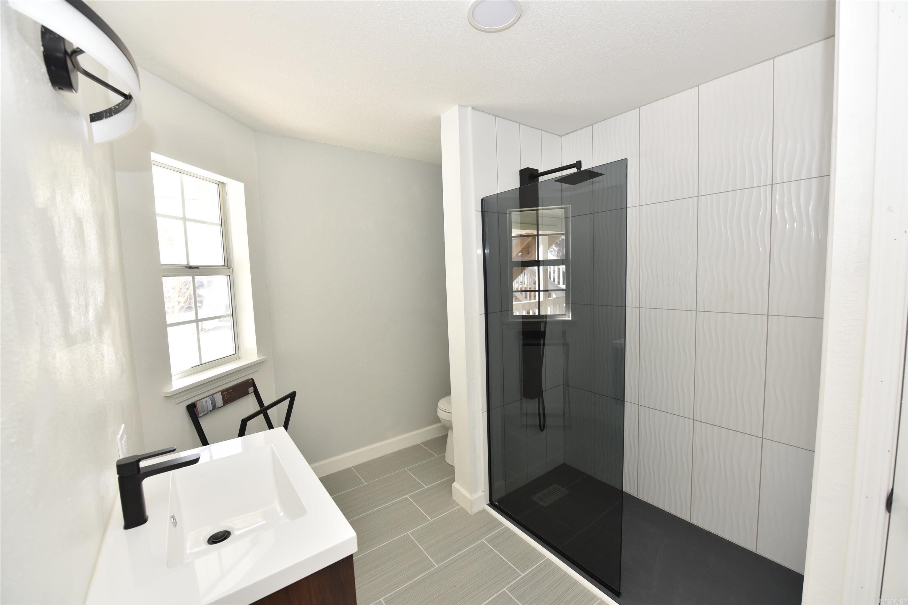 SUMMERHILL PLACE CONDOS - Residential