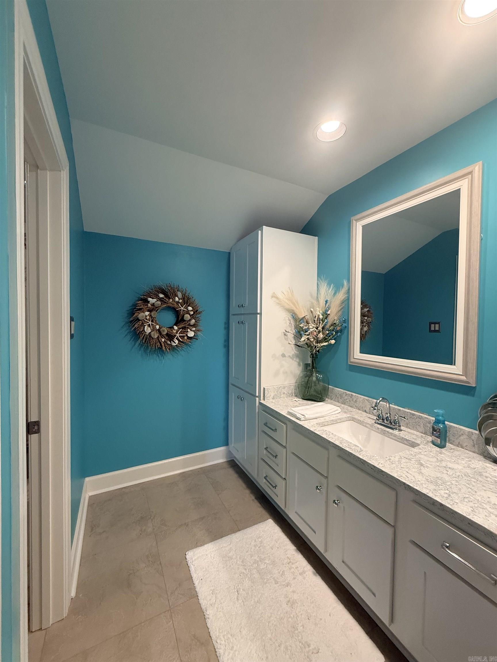 LONGLEA - Residential