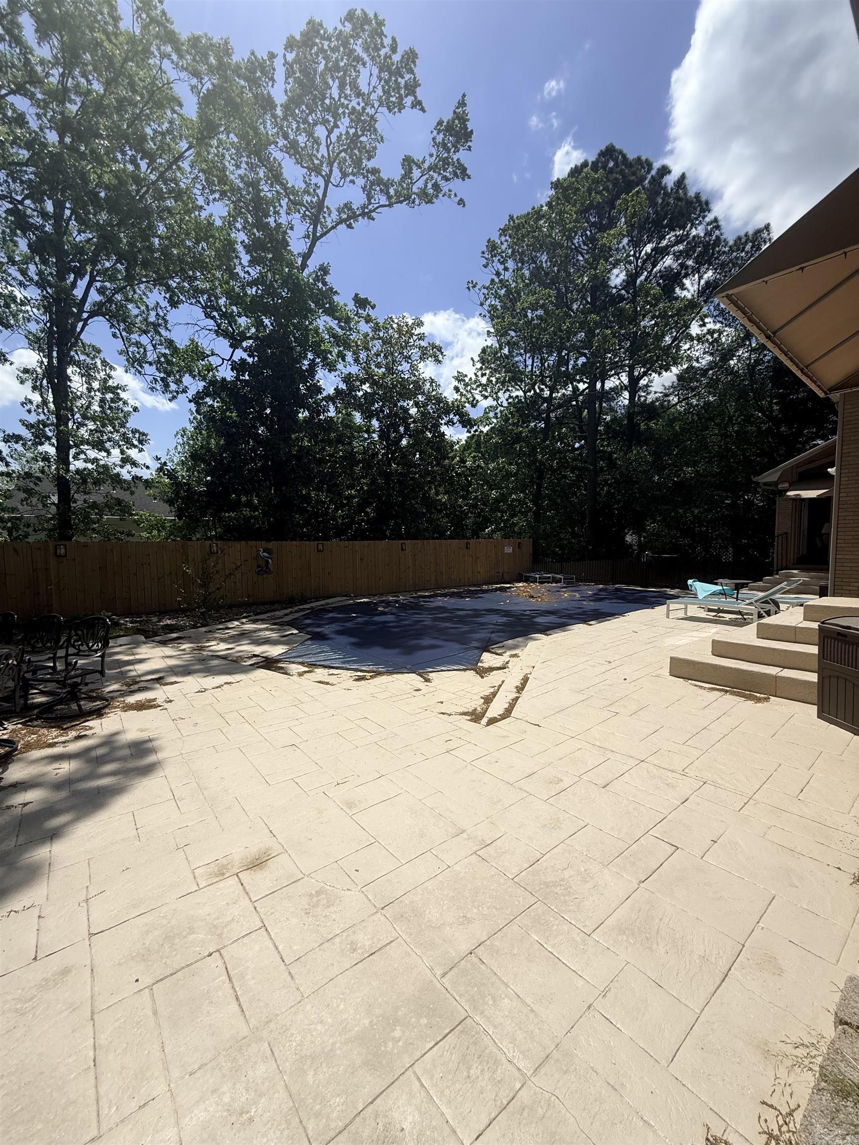 LONGLEA - Residential