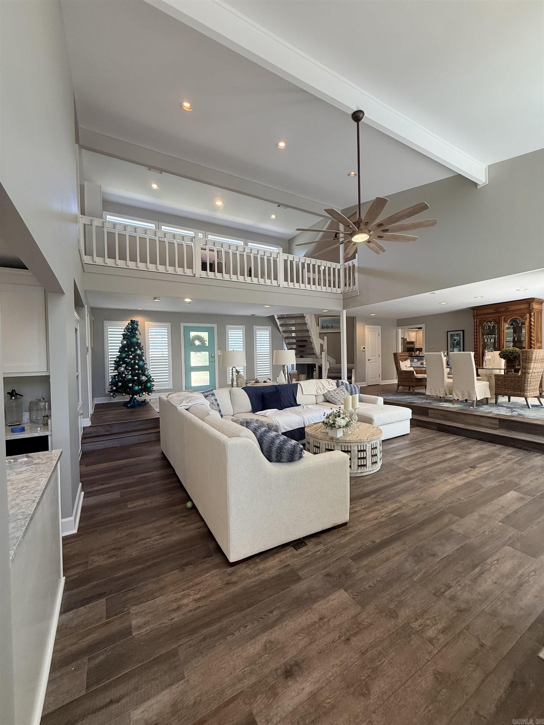 LONGLEA - Residential