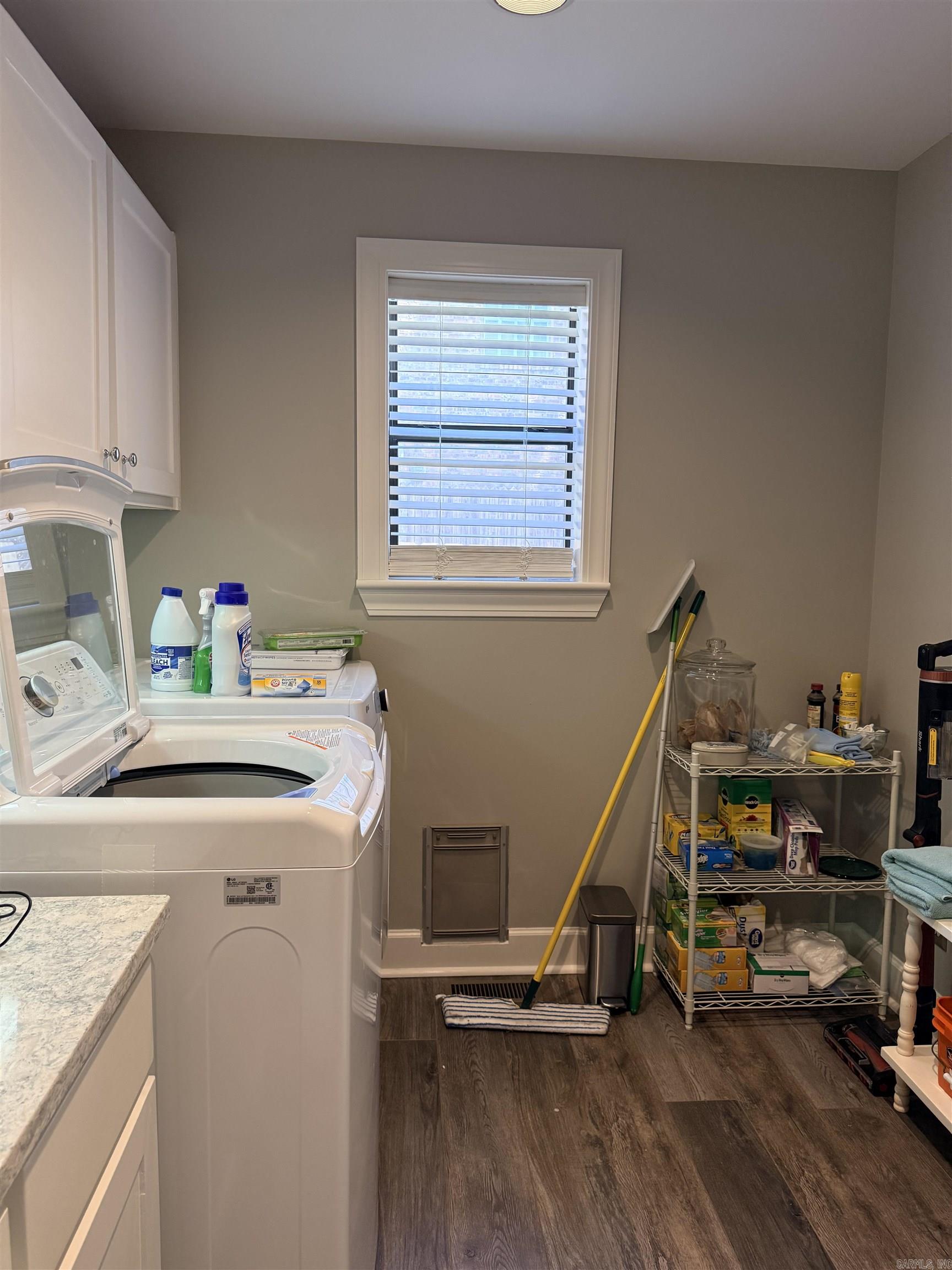 LONGLEA - Residential