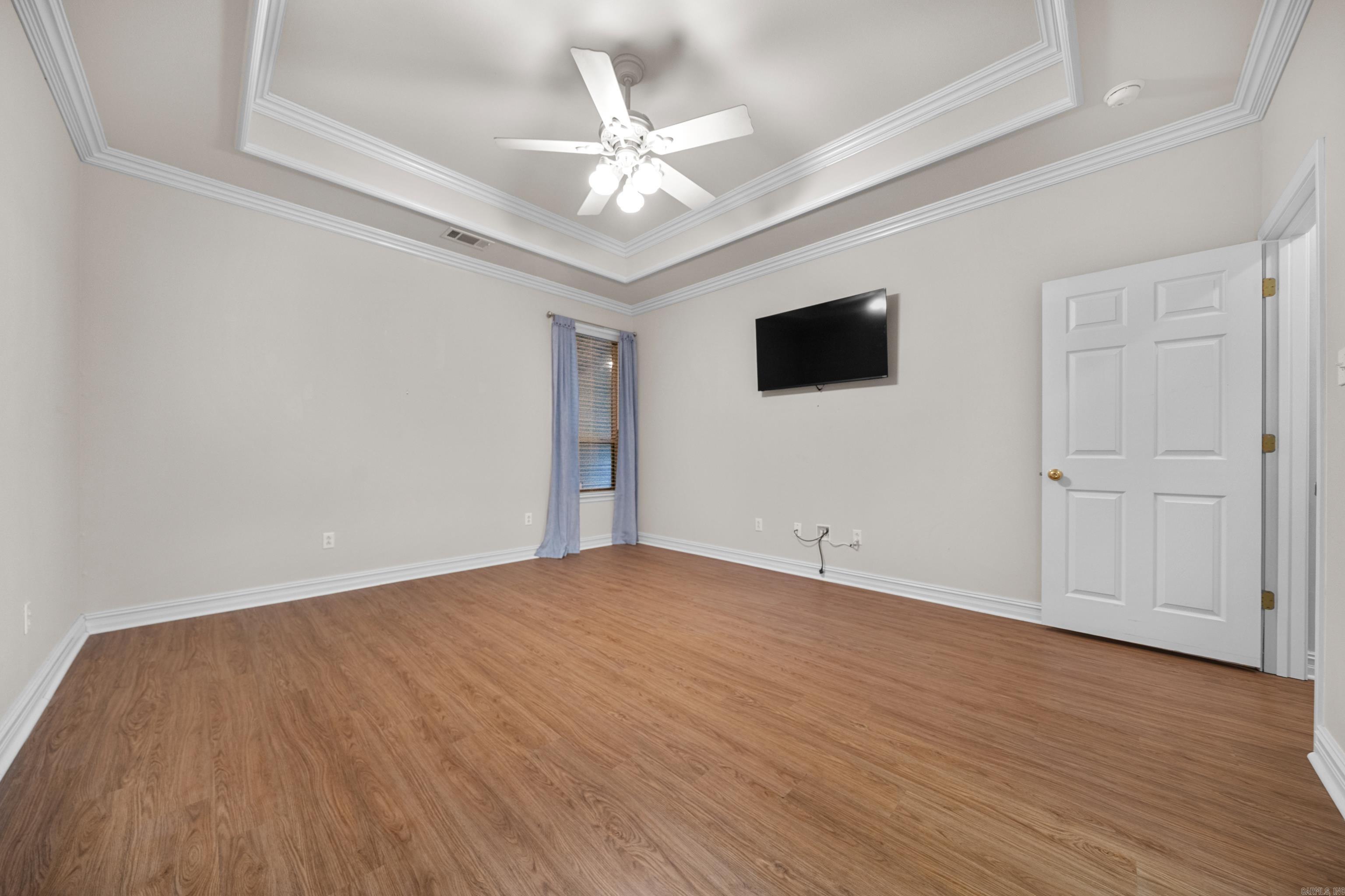 TOWNSQUARE - Residential