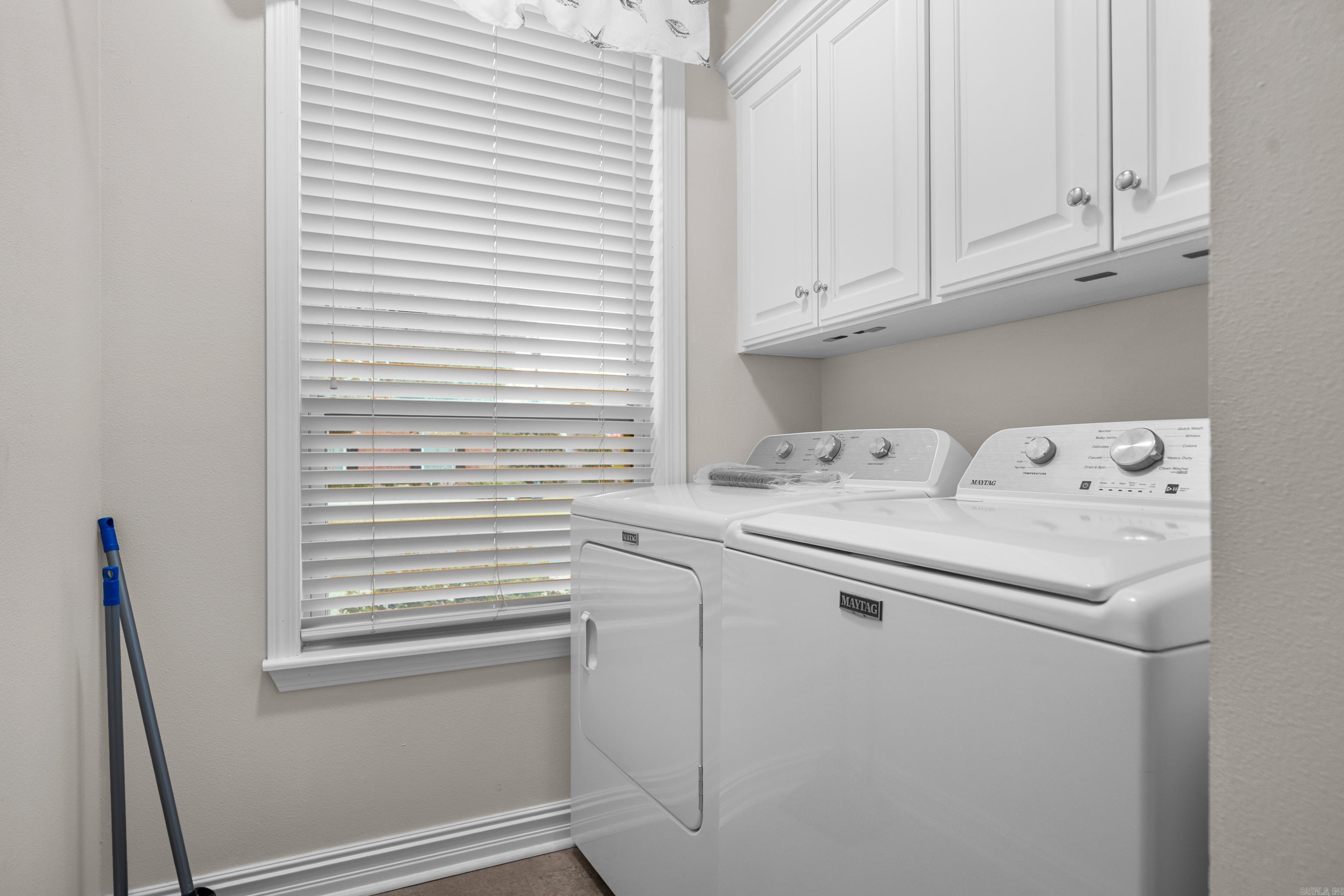 TOWNSQUARE - Residential