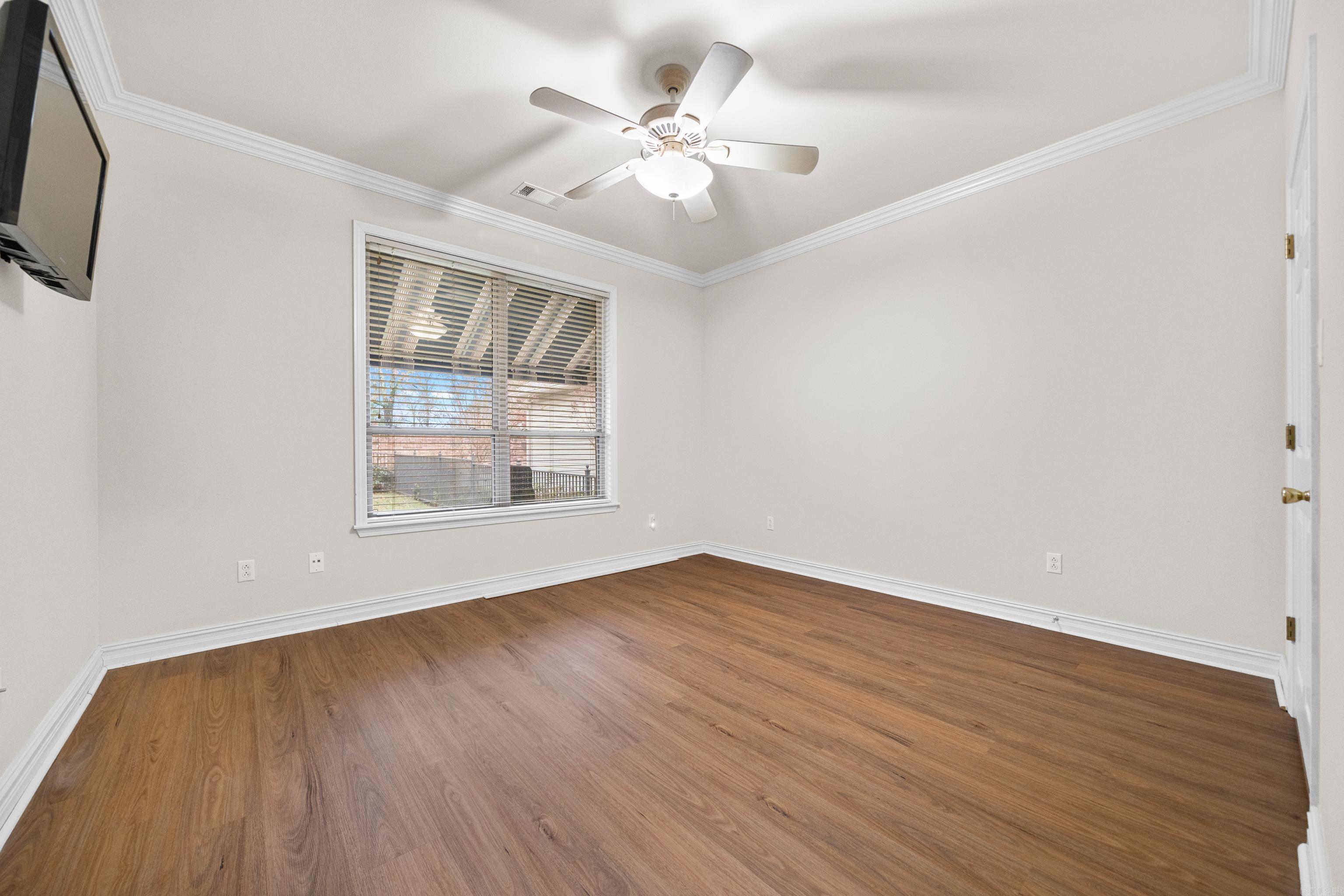 TOWNSQUARE - Residential