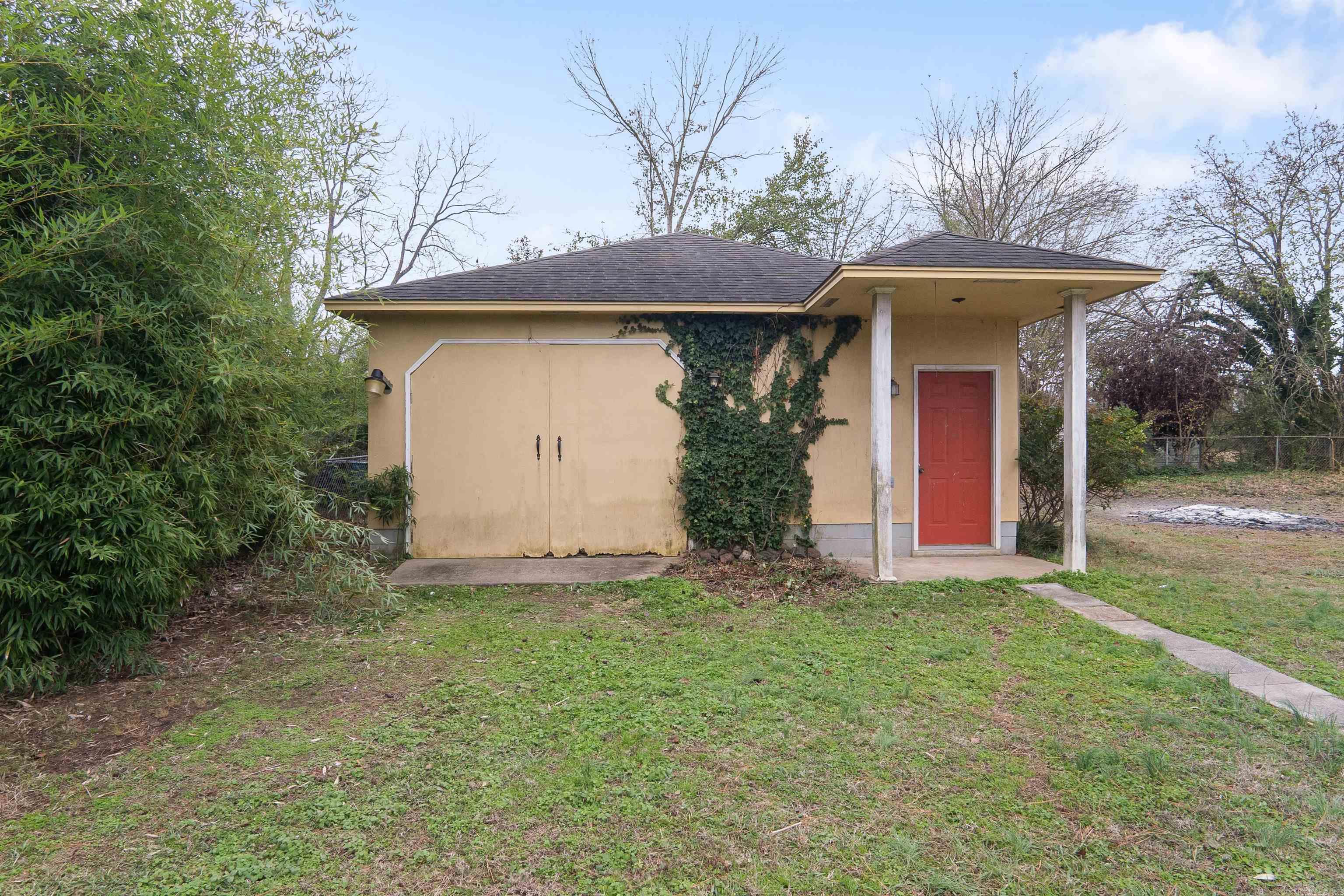 DEL-LEE ADD - Residential