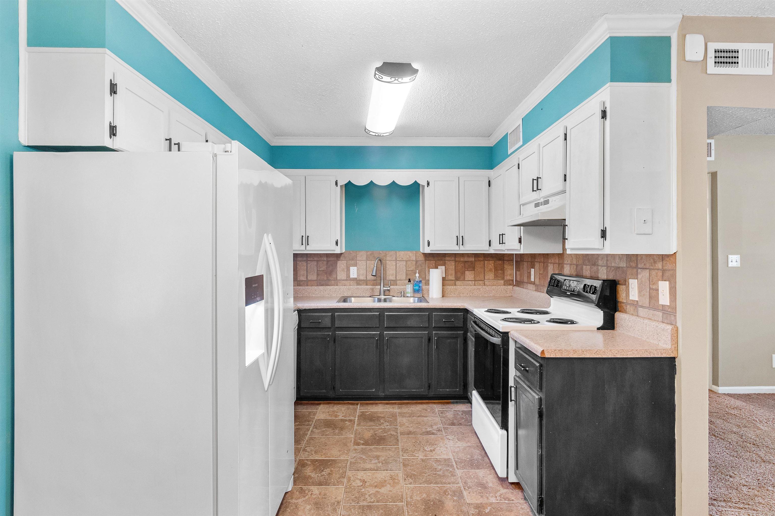 DEL-LEE ADD - Residential