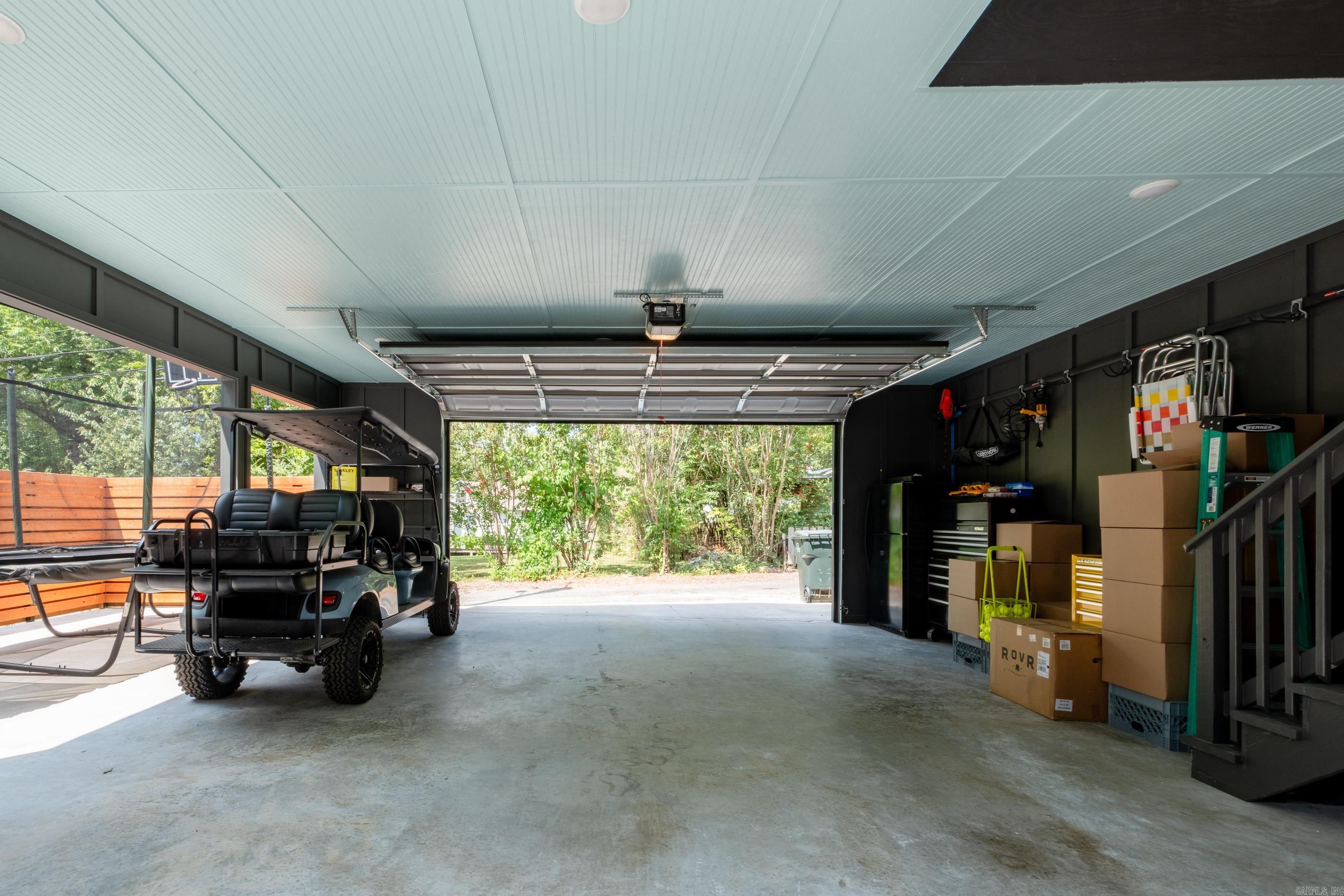 LINCOLN PARK - Residential