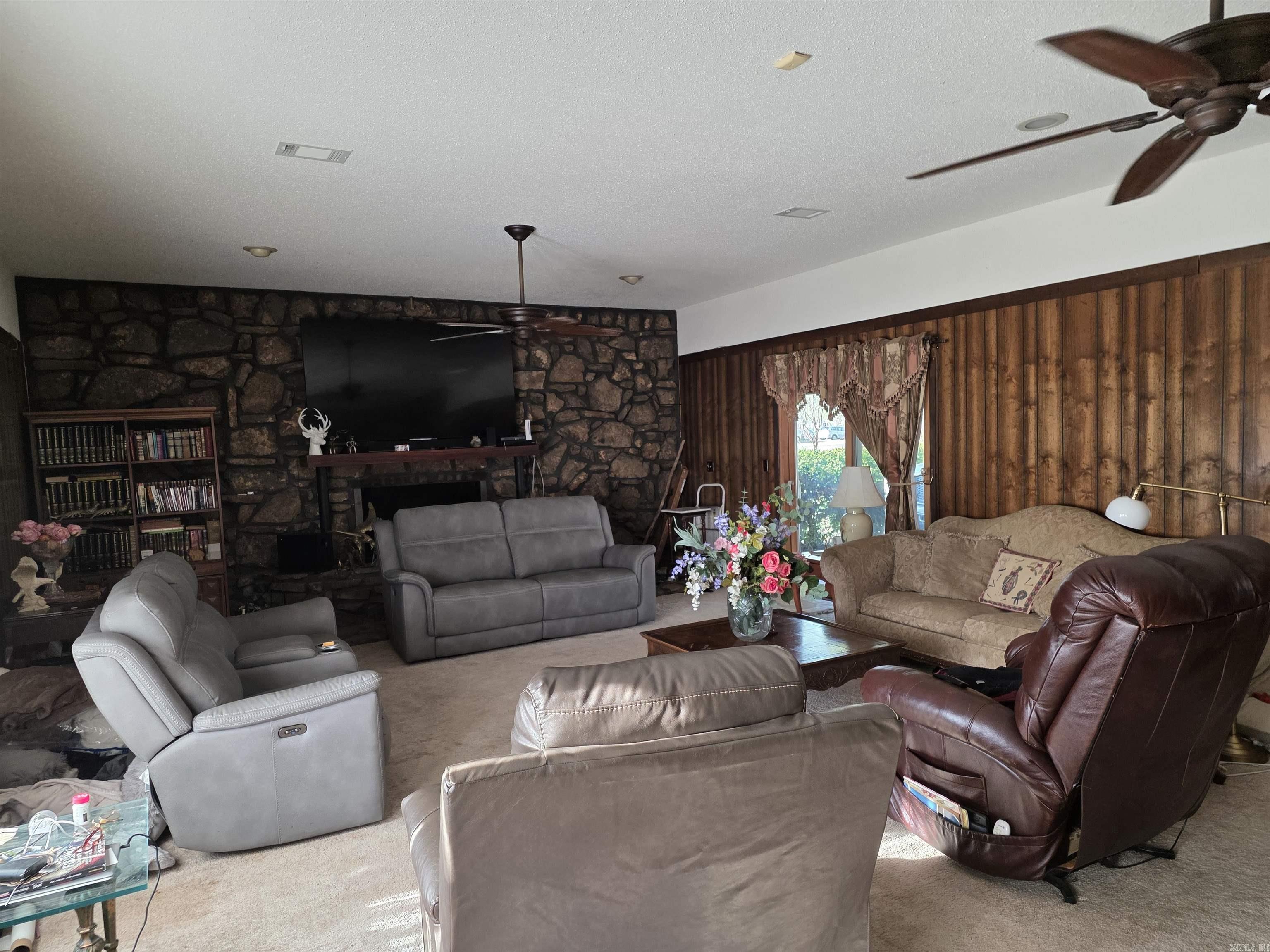 BALD KNOB OUTLOTS - Residential