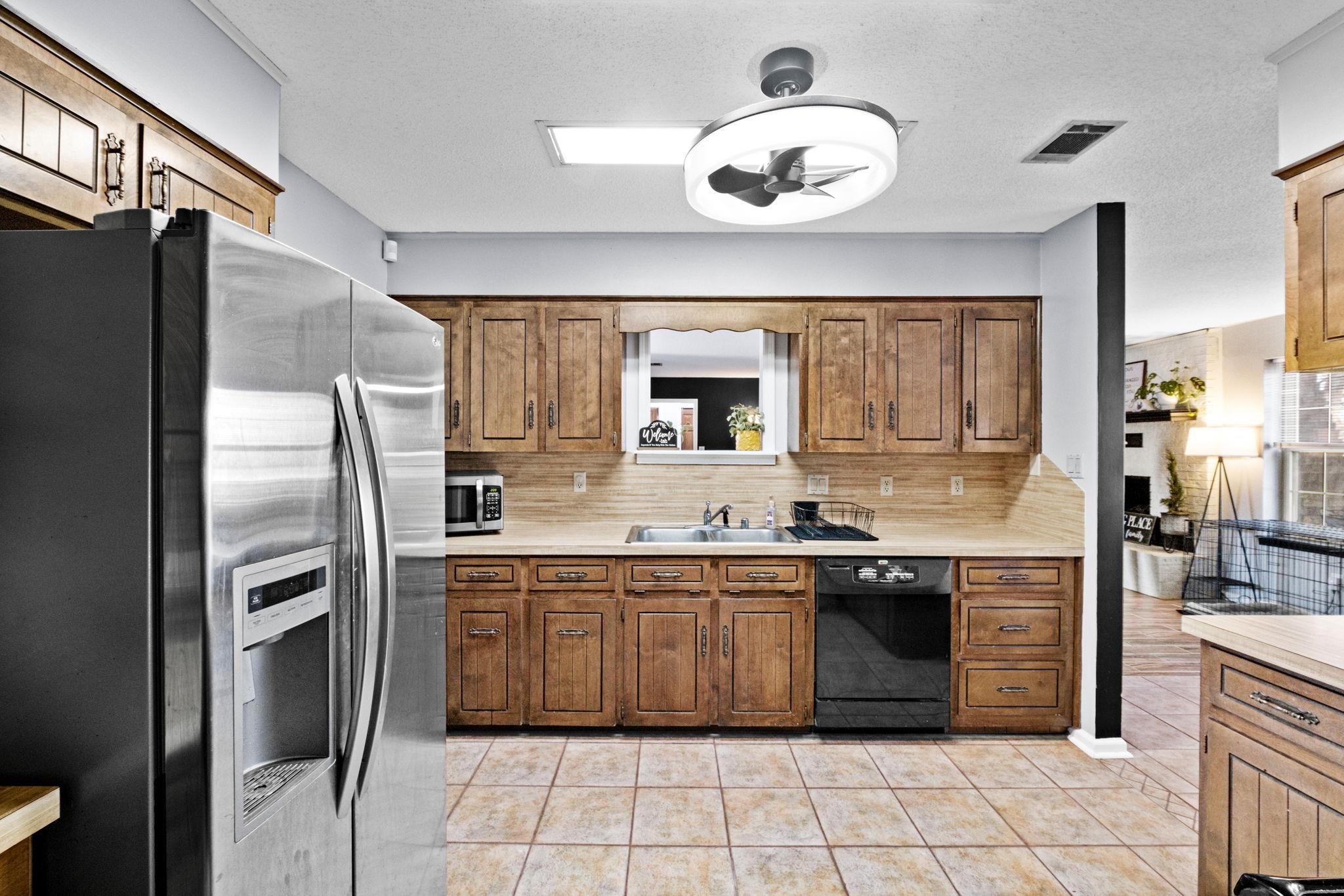 BROWN ADD TO JACK - Residential