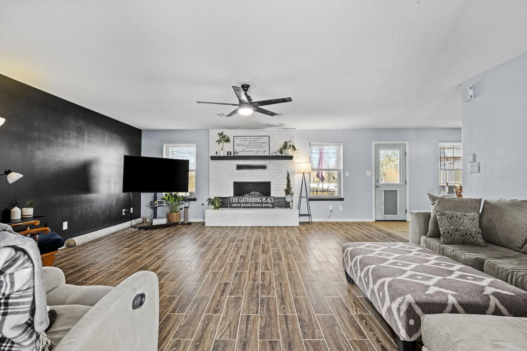 BROWN ADD TO JACK - Residential