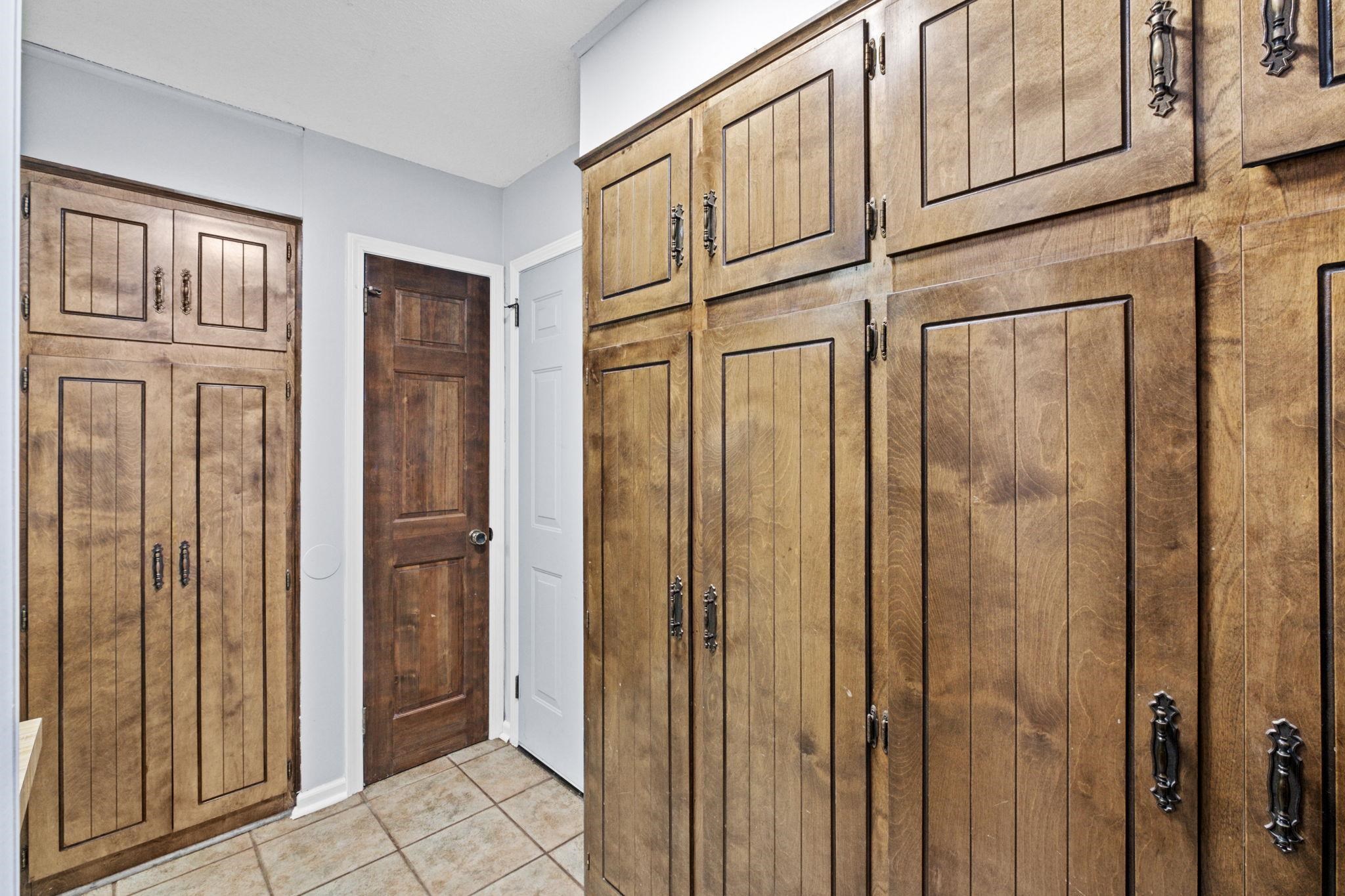 BROWN ADD TO JACK - Residential