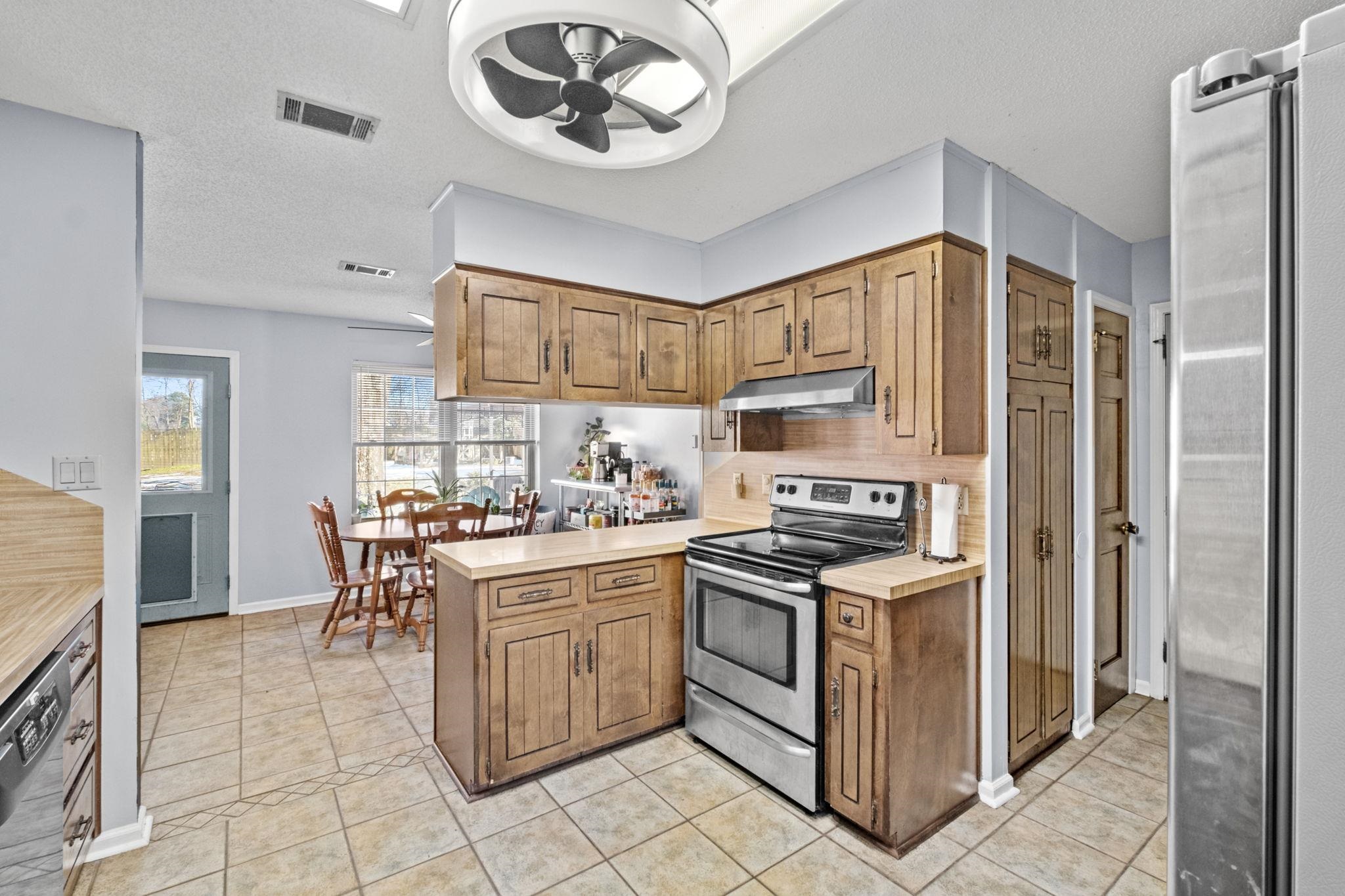 BROWN ADD TO JACK - Residential