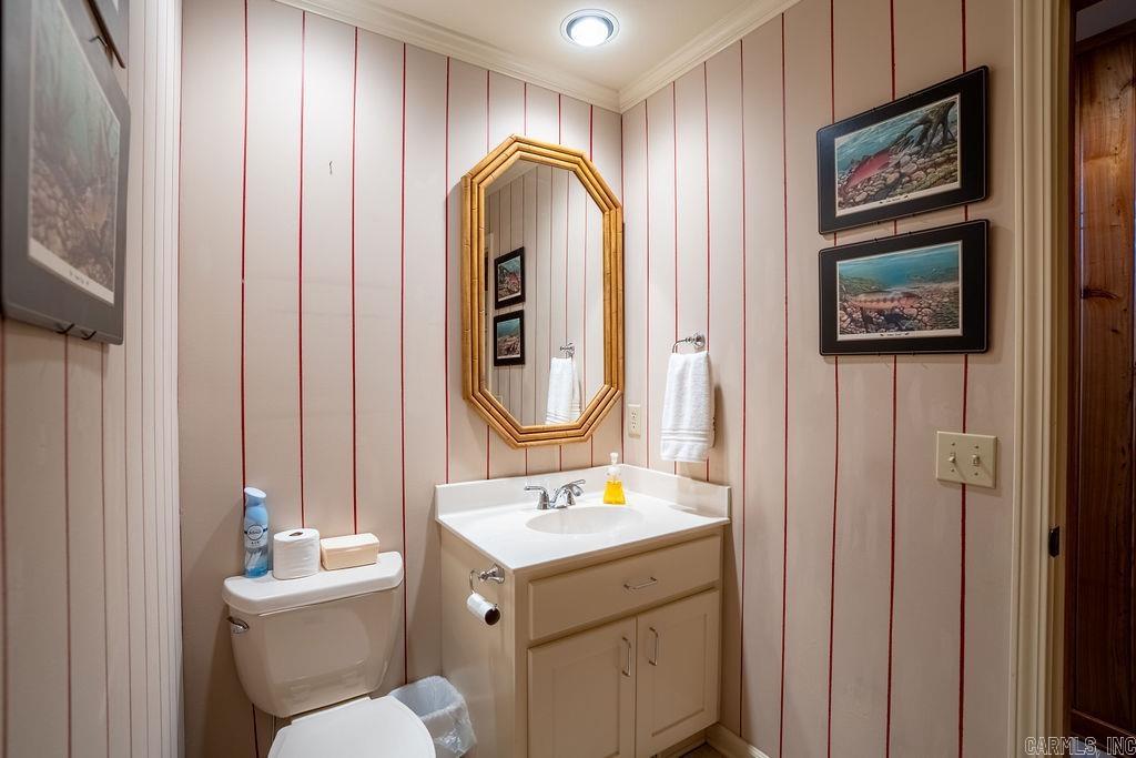 RIVER CREST - Residential
