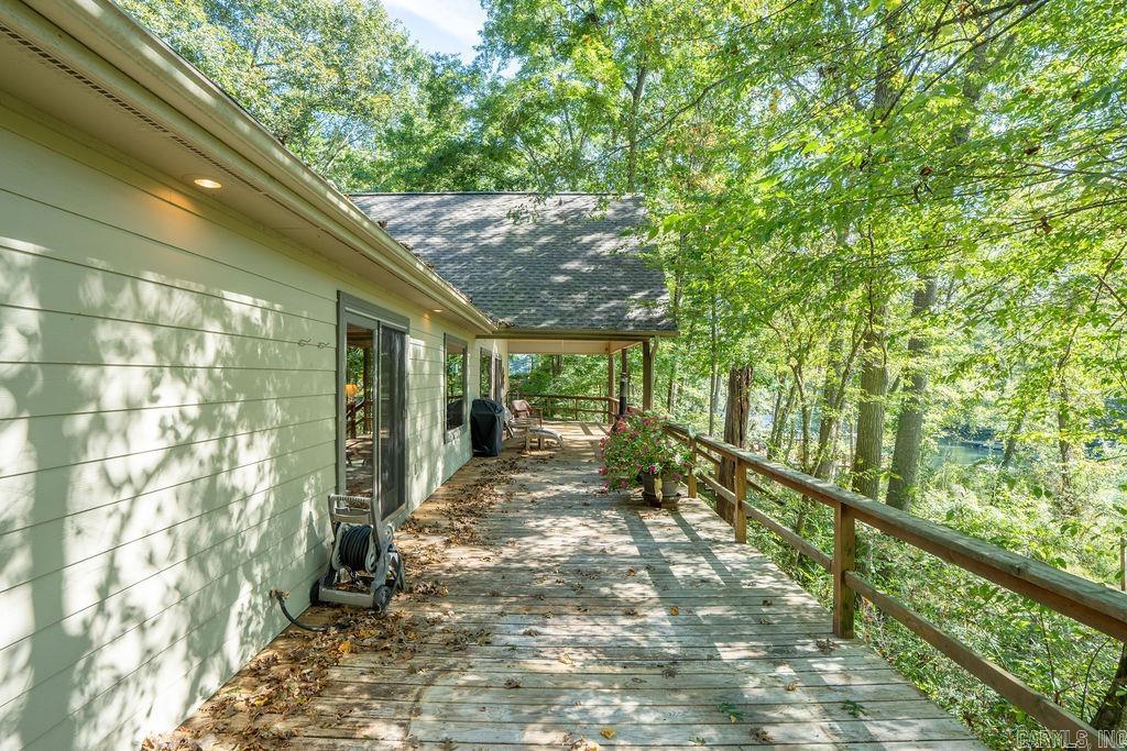 RIVER CREST - Residential