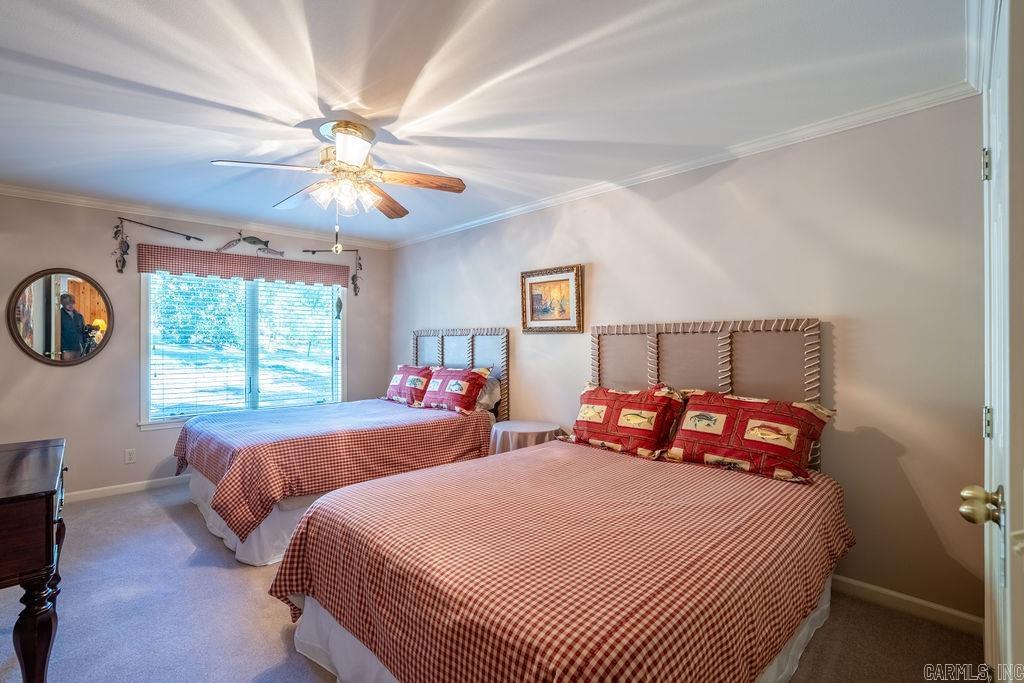 RIVER CREST - Residential