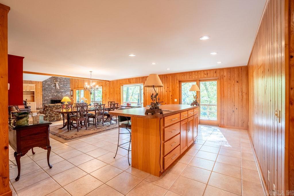 RIVER CREST - Residential