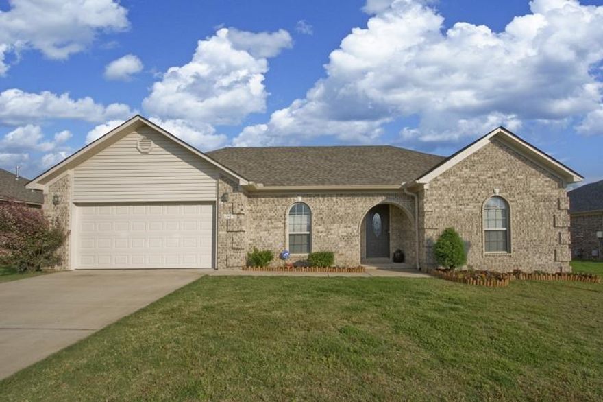 TALK ABOUT CUTE-THIS OPEN, WELL-MAINTAINED, SPILT FLOOR PLAN HOME IS ABSOLUTELY ADORABLE! NEW LANDSCAPING, HUGE LIVING AREA W/CORNER FIREPLACE, STAINLESS APPLIANCES, NEW STAIN ON CABINETS, BEAUTIFUL TILE BACKSPLASH, HUGE MSTR SUITE, MSTR BATH HAS BUILT-IN VANITY,SEPARATE SHOWER & JETTED TUB, MULTI-PURPOSE 4th ROOM W/CLOSET OFF KITCHEN COULD BE FORMAL DINING, OFFICE OR BEDROOM, HUGE FENCED BACKYARD, QUIET NEIGHBORHOOD HANDY TO SCHOOLS, SHOPPING, INTERSTATE & AIR BASE. A MUST SEE!!