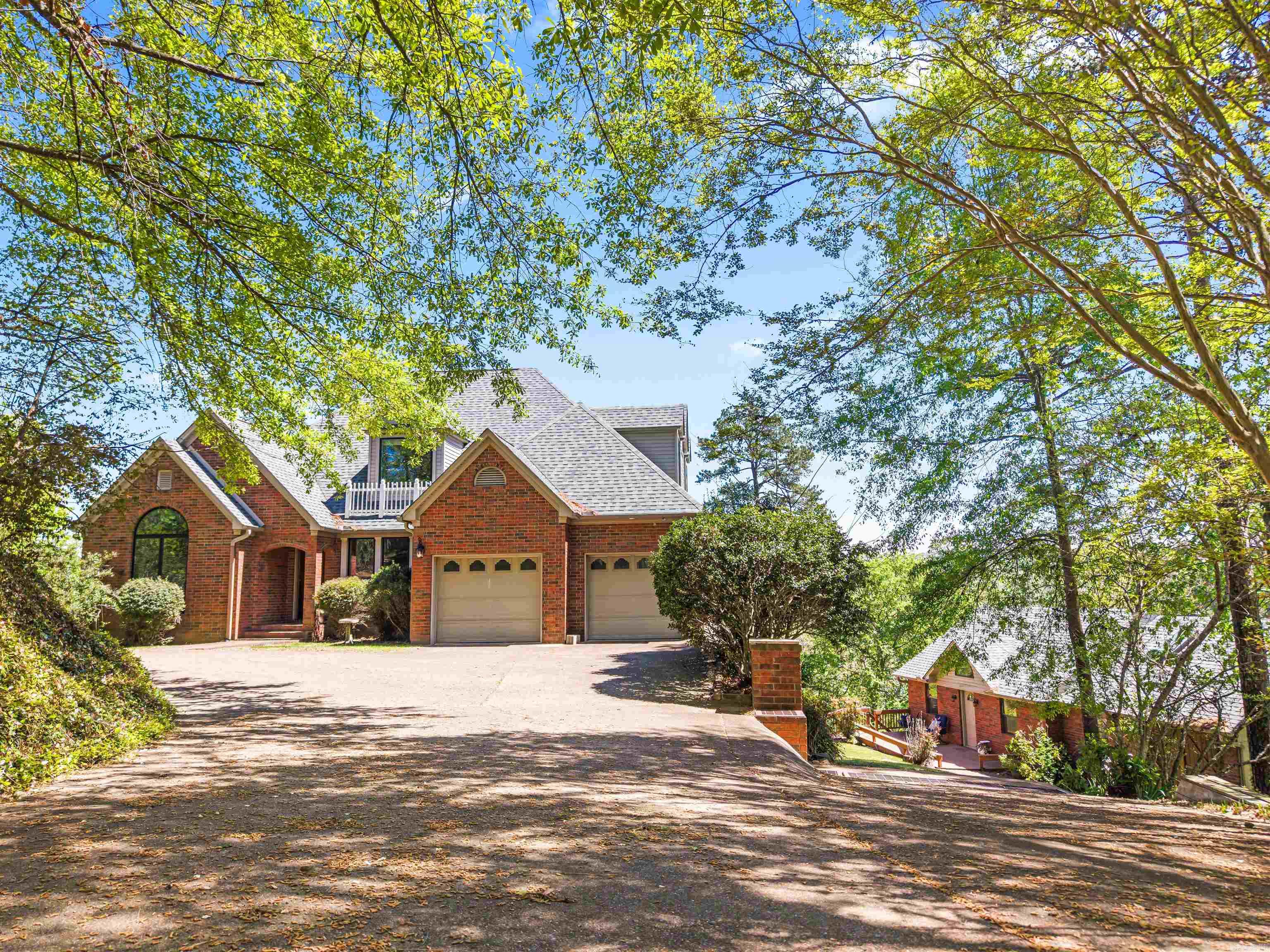 WISHFUL THINKING LAKE ESTATES - Residential