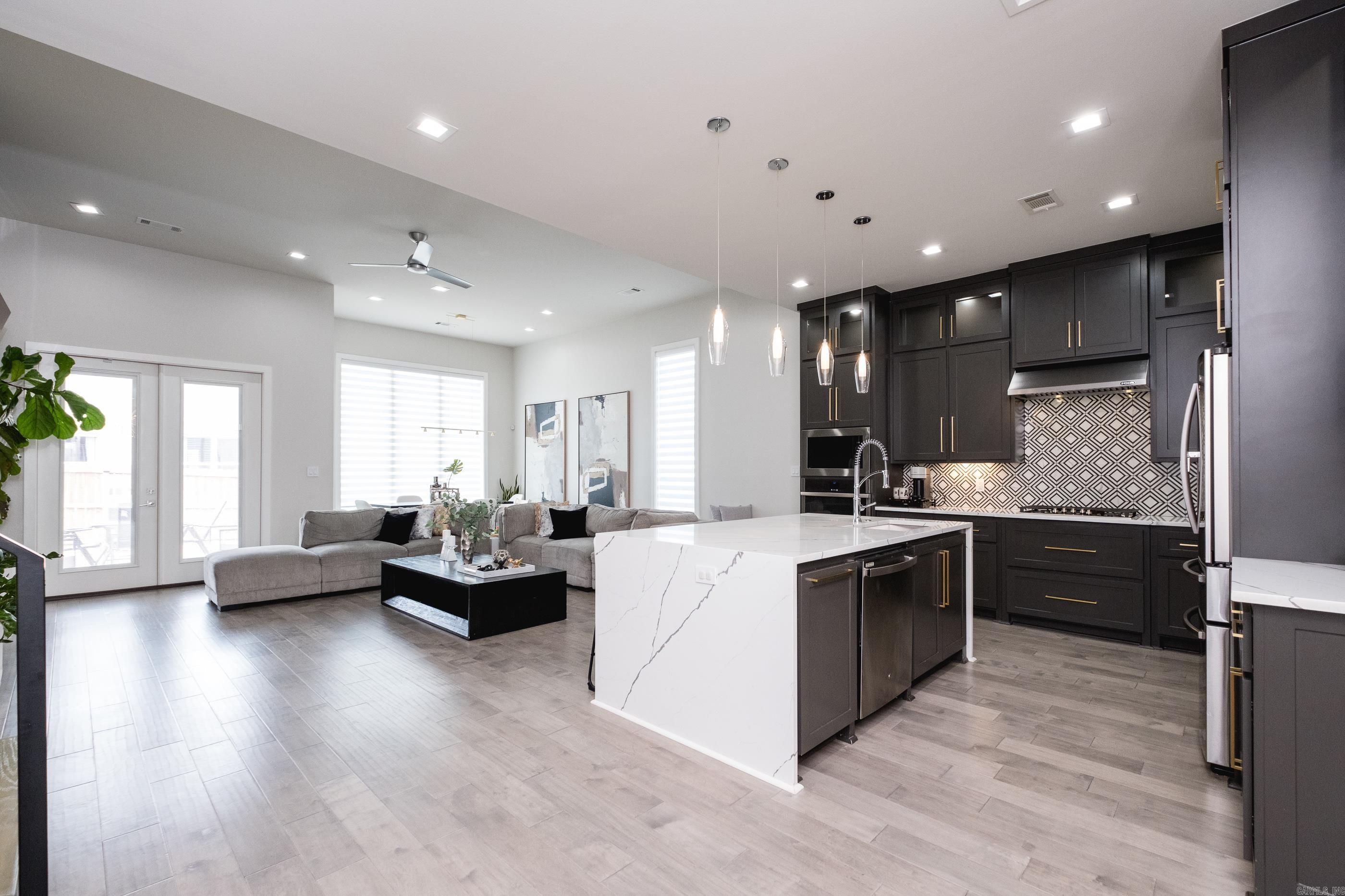 WILDWOOD PLACE - Residential