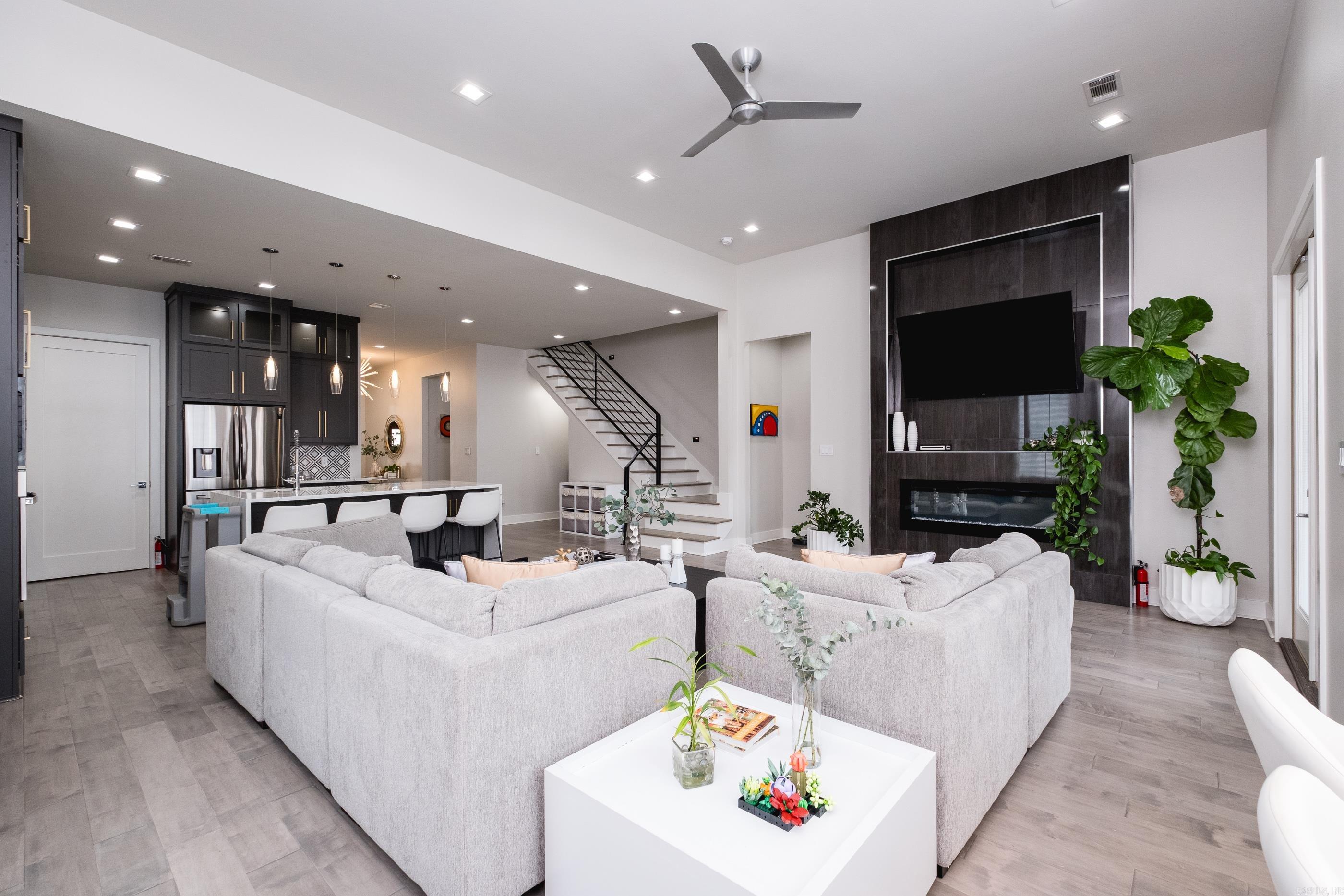 WILDWOOD PLACE - Residential