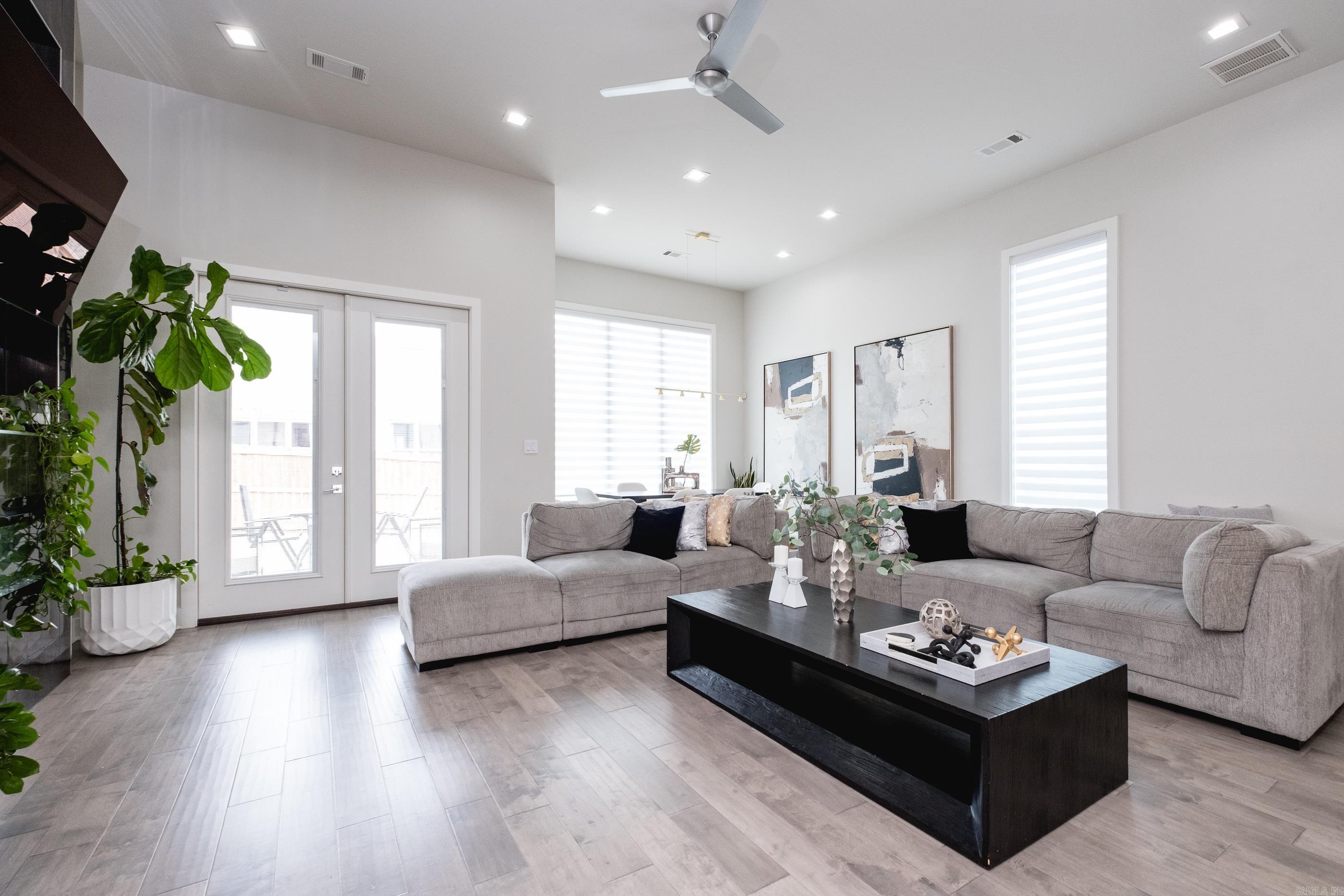 WILDWOOD PLACE - Residential