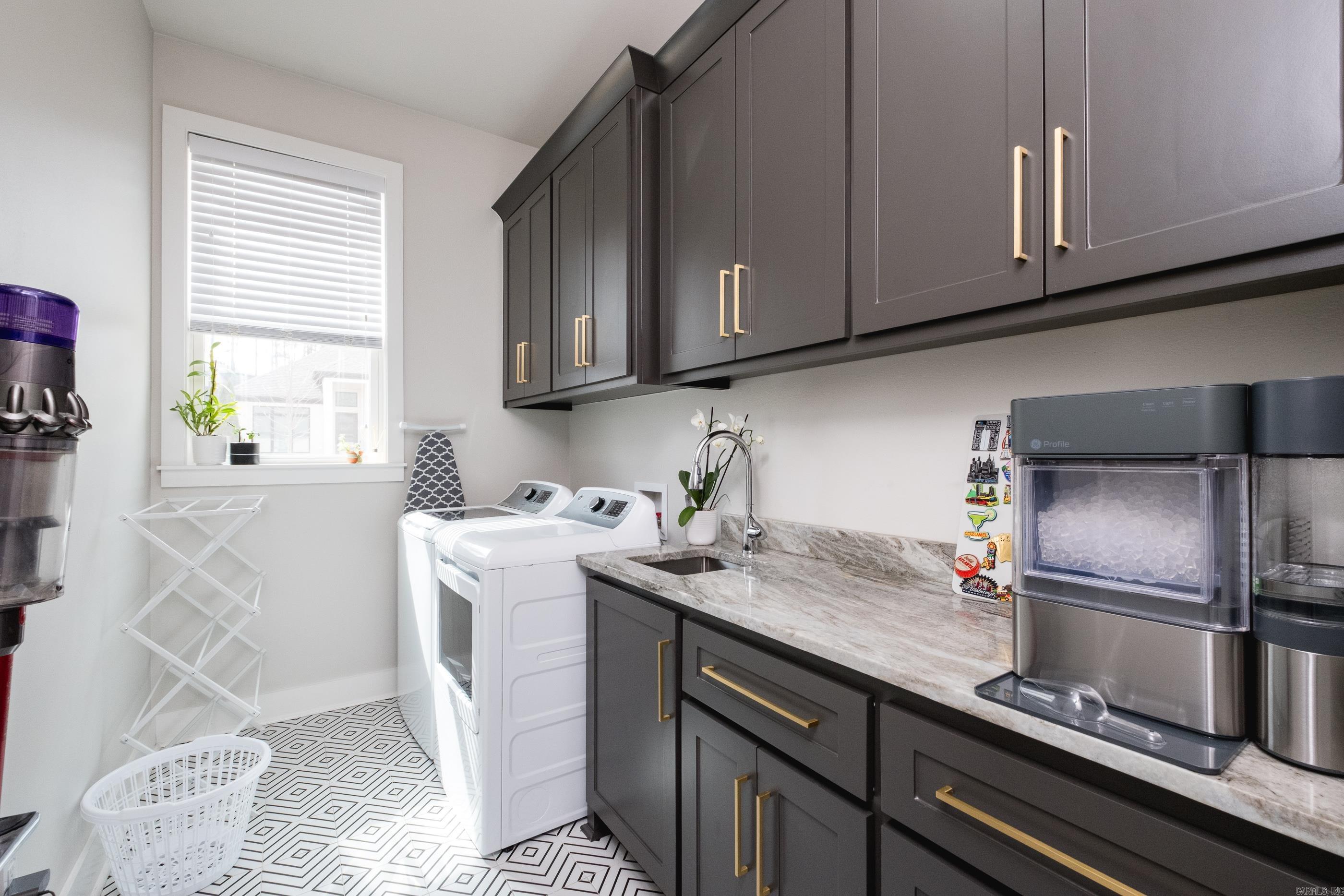 WILDWOOD PLACE - Residential