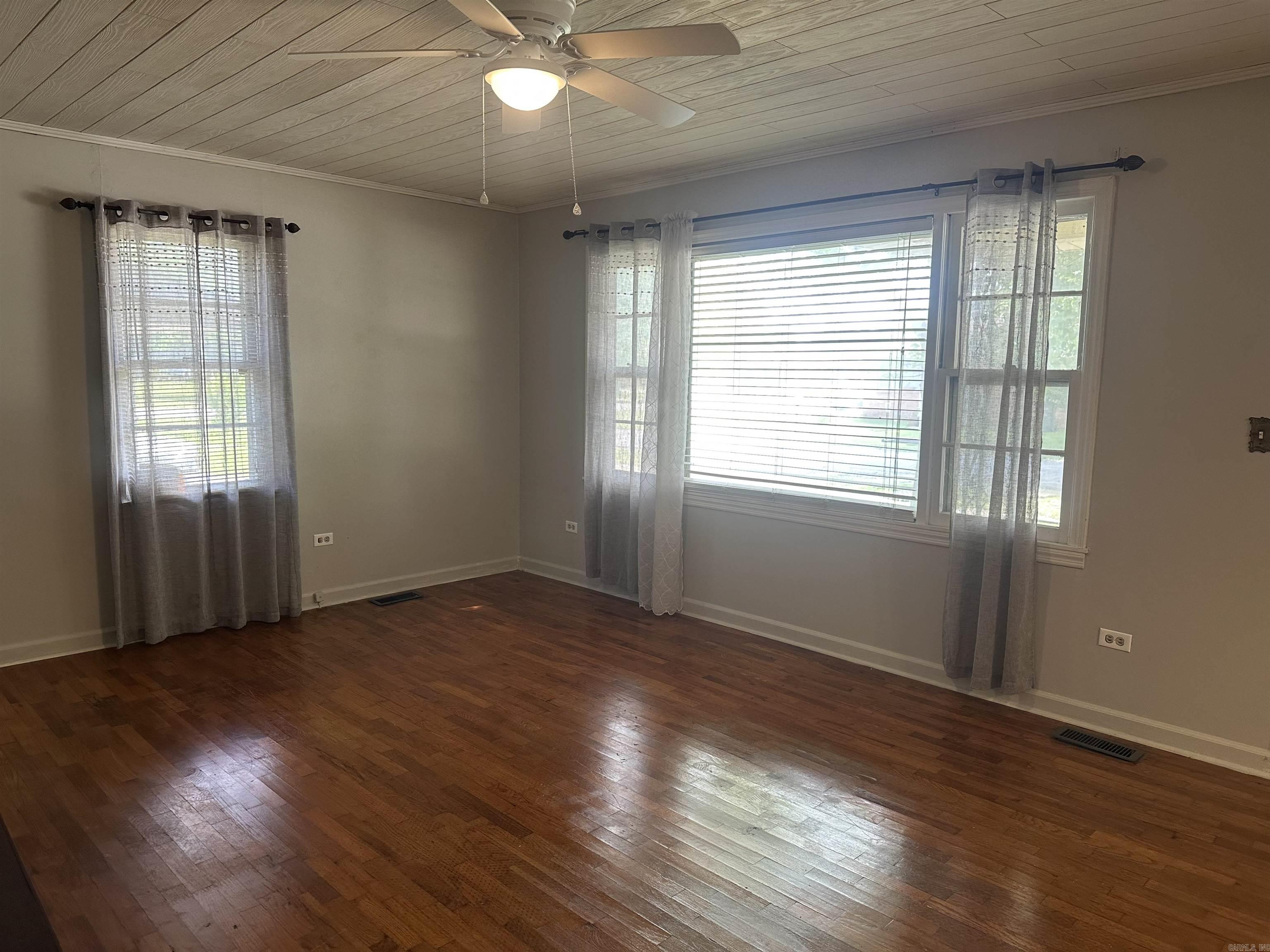 RHODES & TAYLOR - Residential