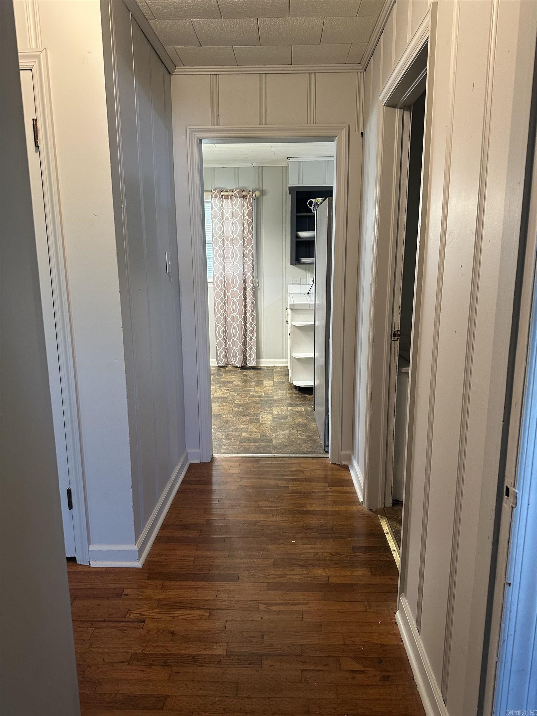RHODES & TAYLOR - Residential