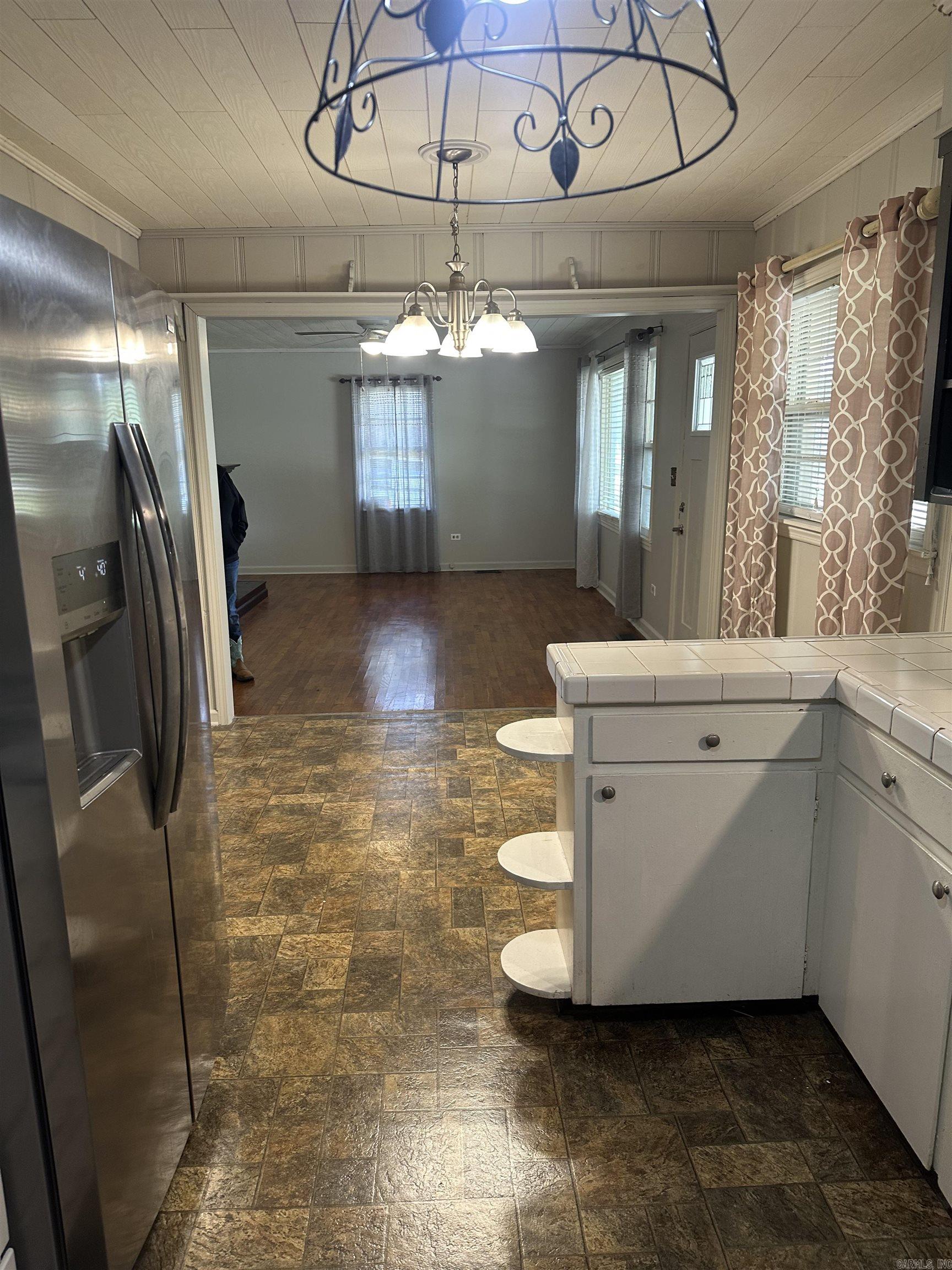 RHODES & TAYLOR - Residential