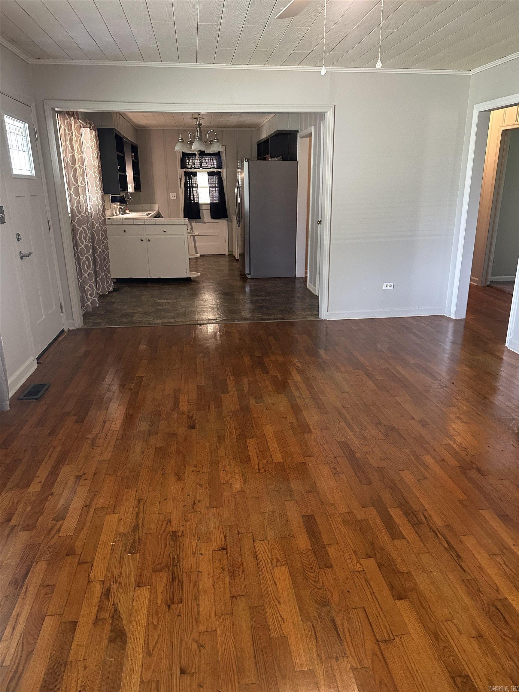 RHODES & TAYLOR - Residential
