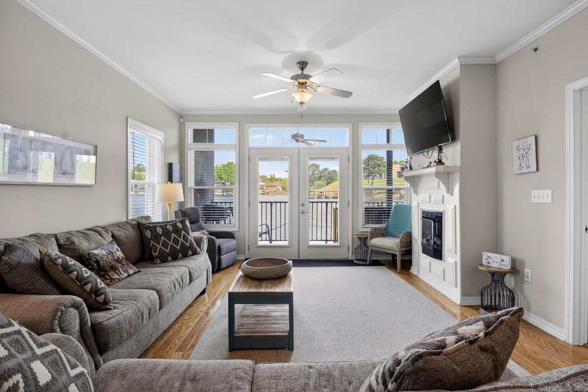 GRAND POINTE VIEW HPR - Residential