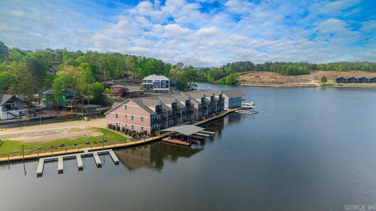 GRAND POINTE VIEW HPR - Residential