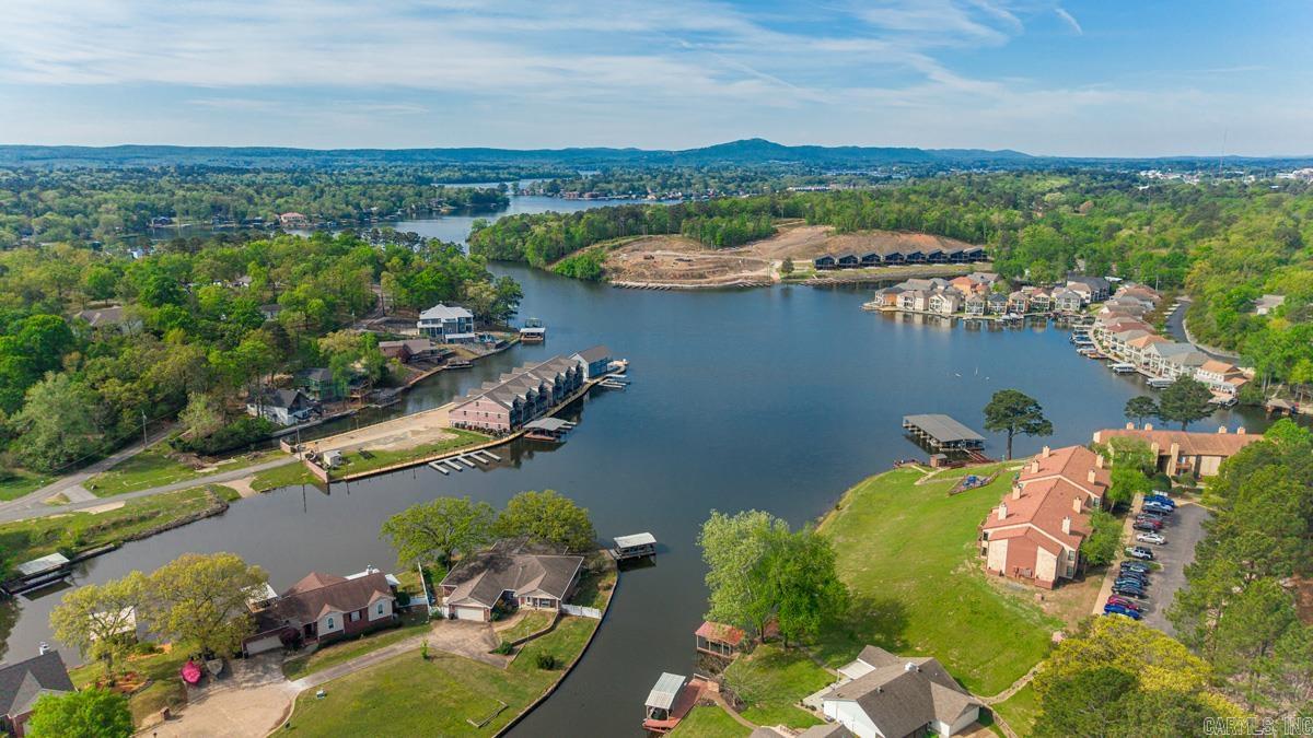 GRAND POINTE VIEW HPR - Residential