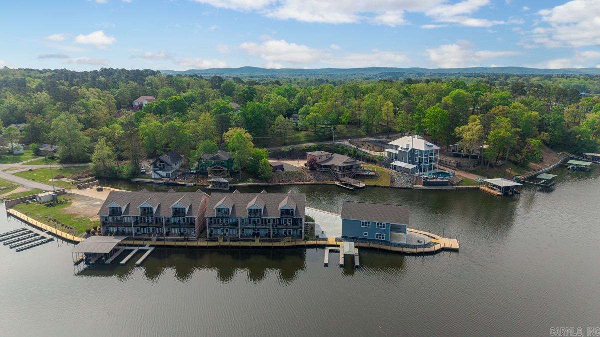 GRAND POINTE VIEW HPR - Residential