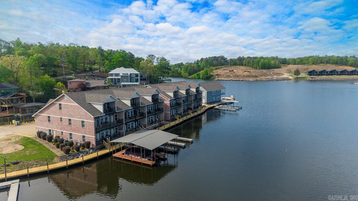 GRAND POINTE VIEW HPR - Residential