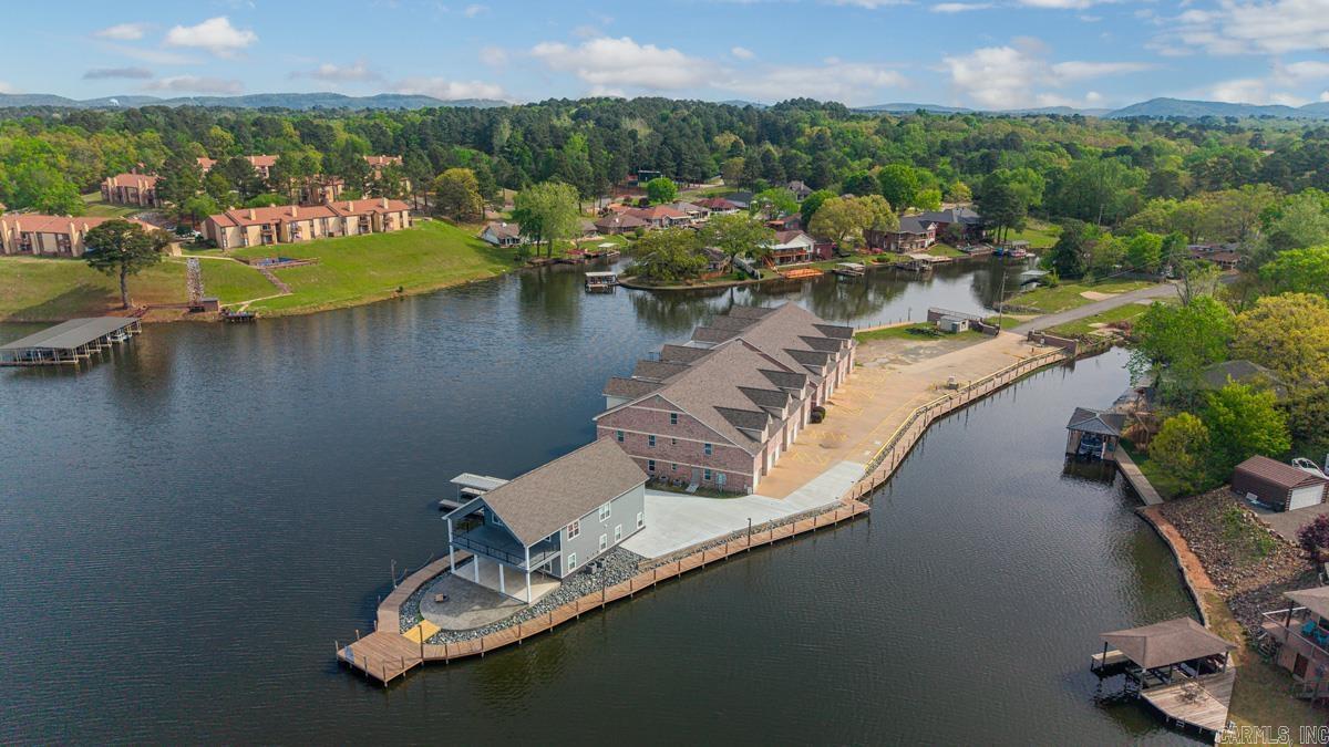 GRAND POINTE VIEW HPR - Residential