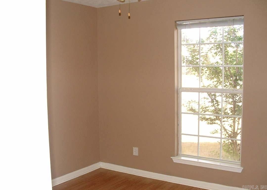 JUSTIN PLACE - Residential