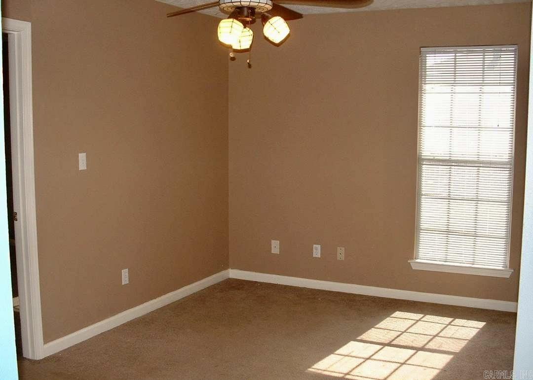 JUSTIN PLACE - Residential