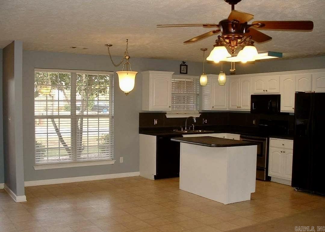 JUSTIN PLACE - Residential