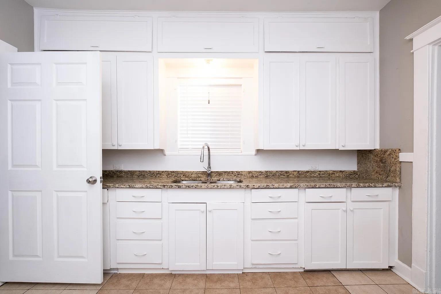 JONES & WORTHEN - Residential