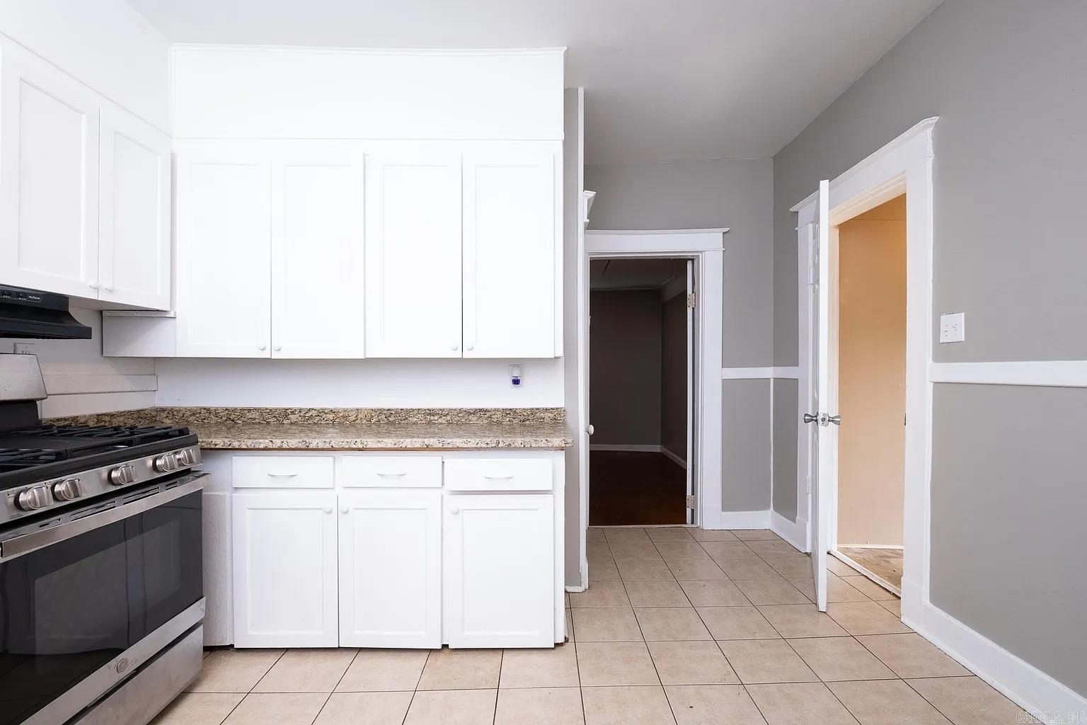 JONES & WORTHEN - Residential