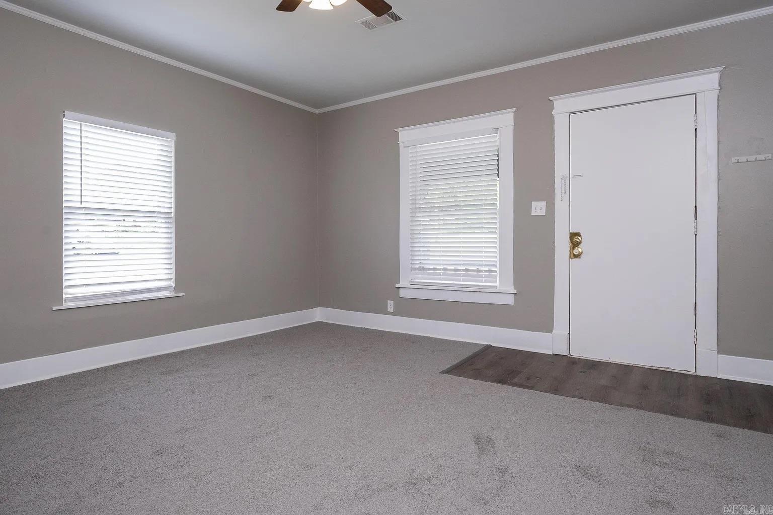 JONES & WORTHEN - Residential