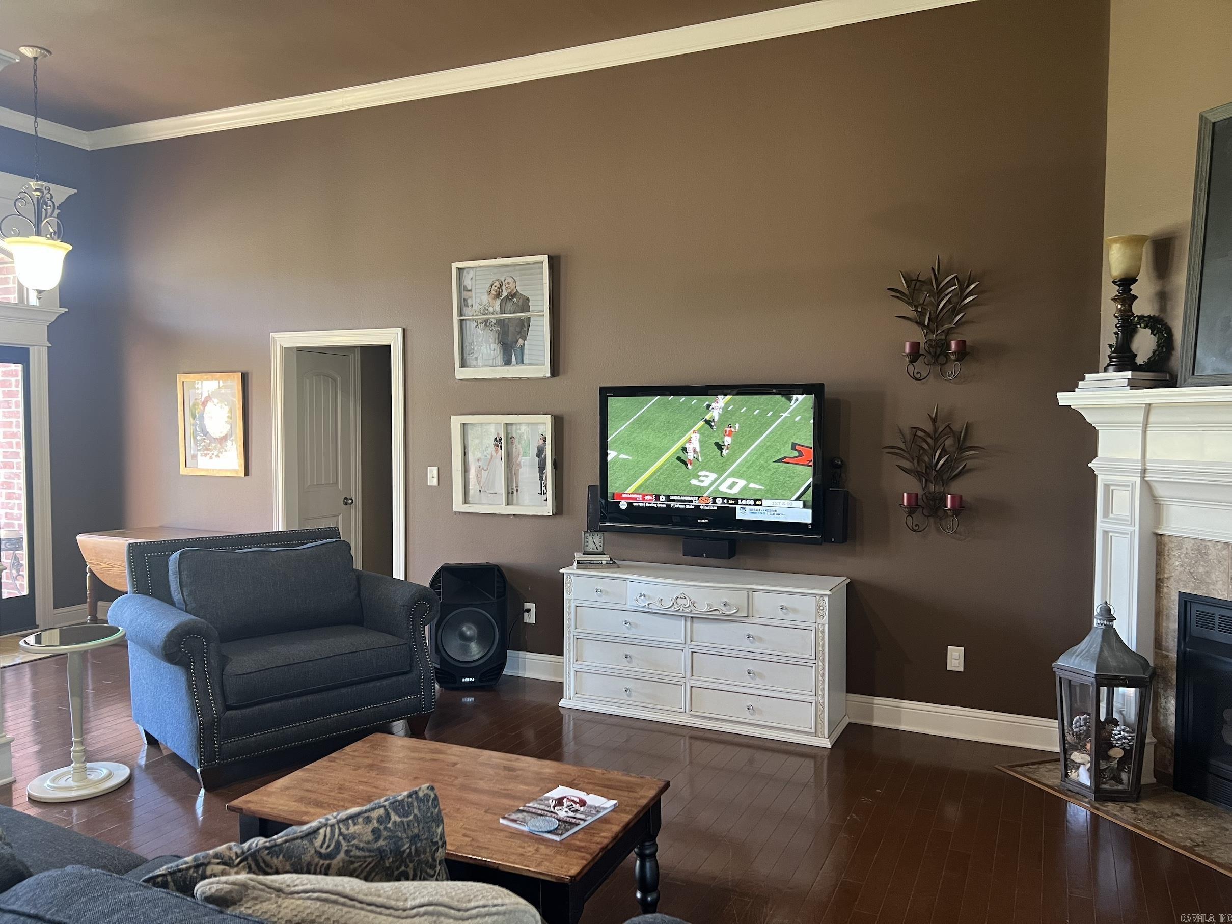 CLUB WEST ESTATES - Residential