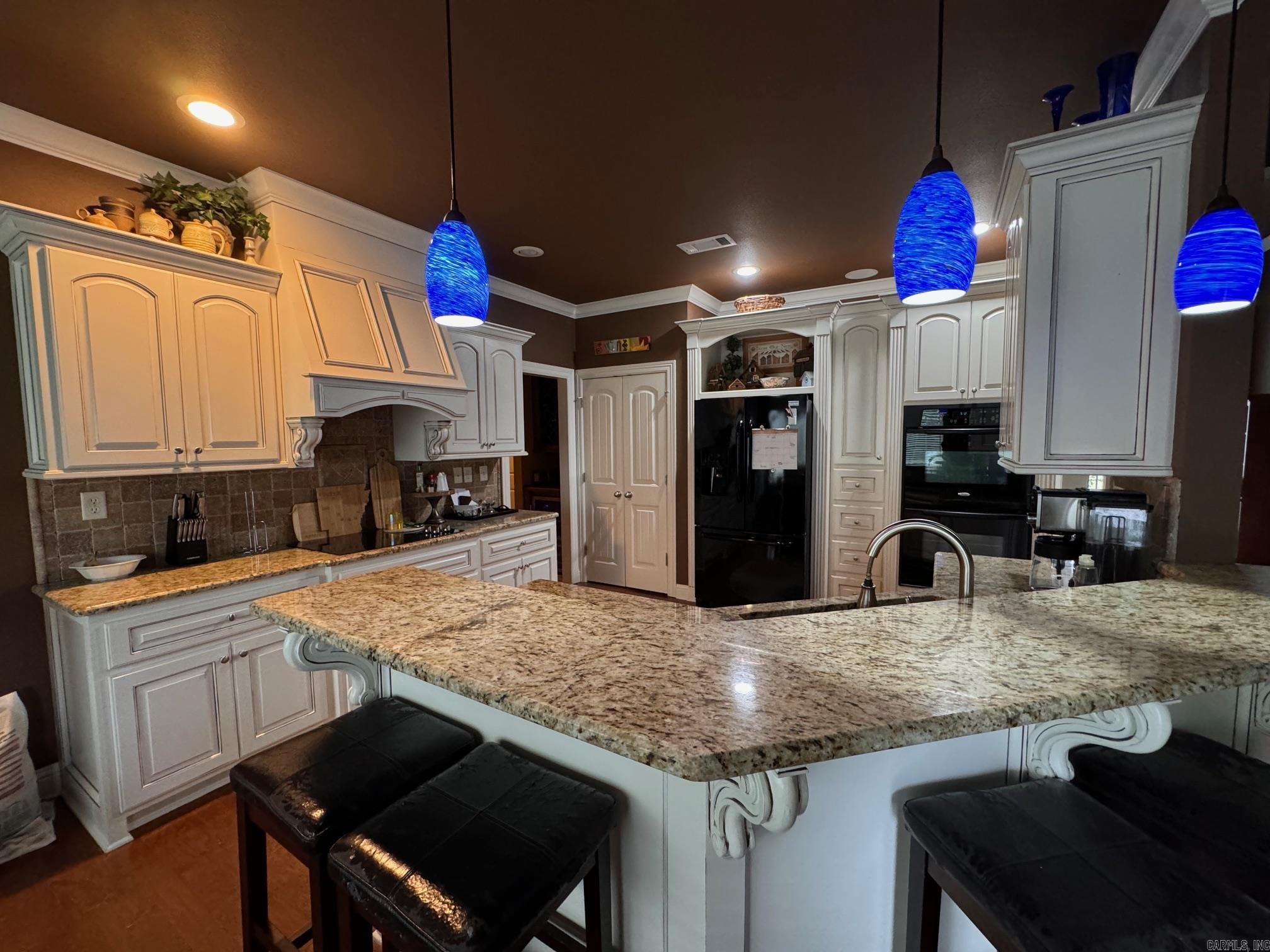 CLUB WEST ESTATES - Residential